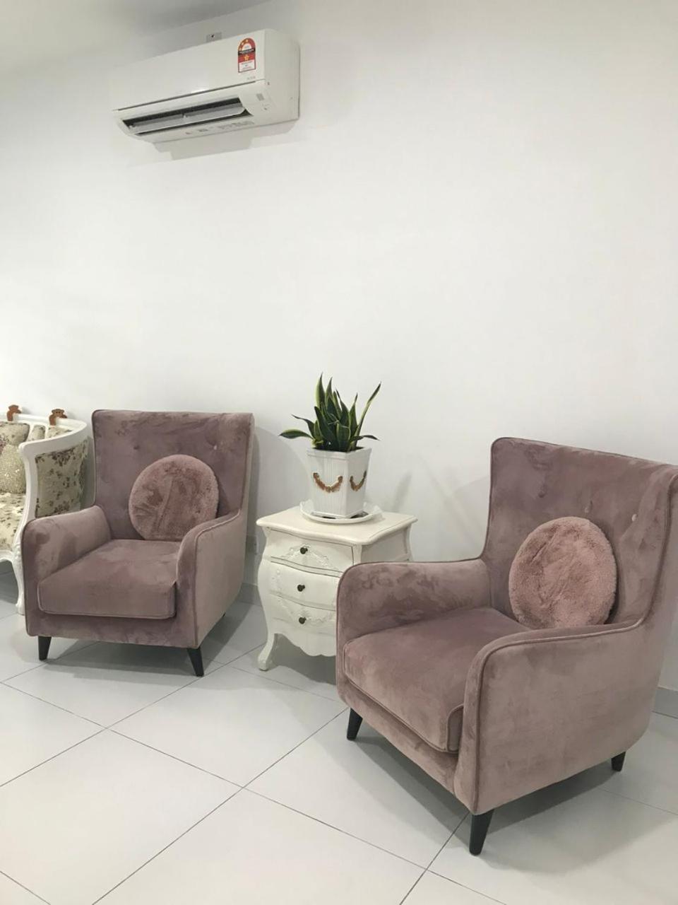 P1 Beautifully designed and cozy photo 1