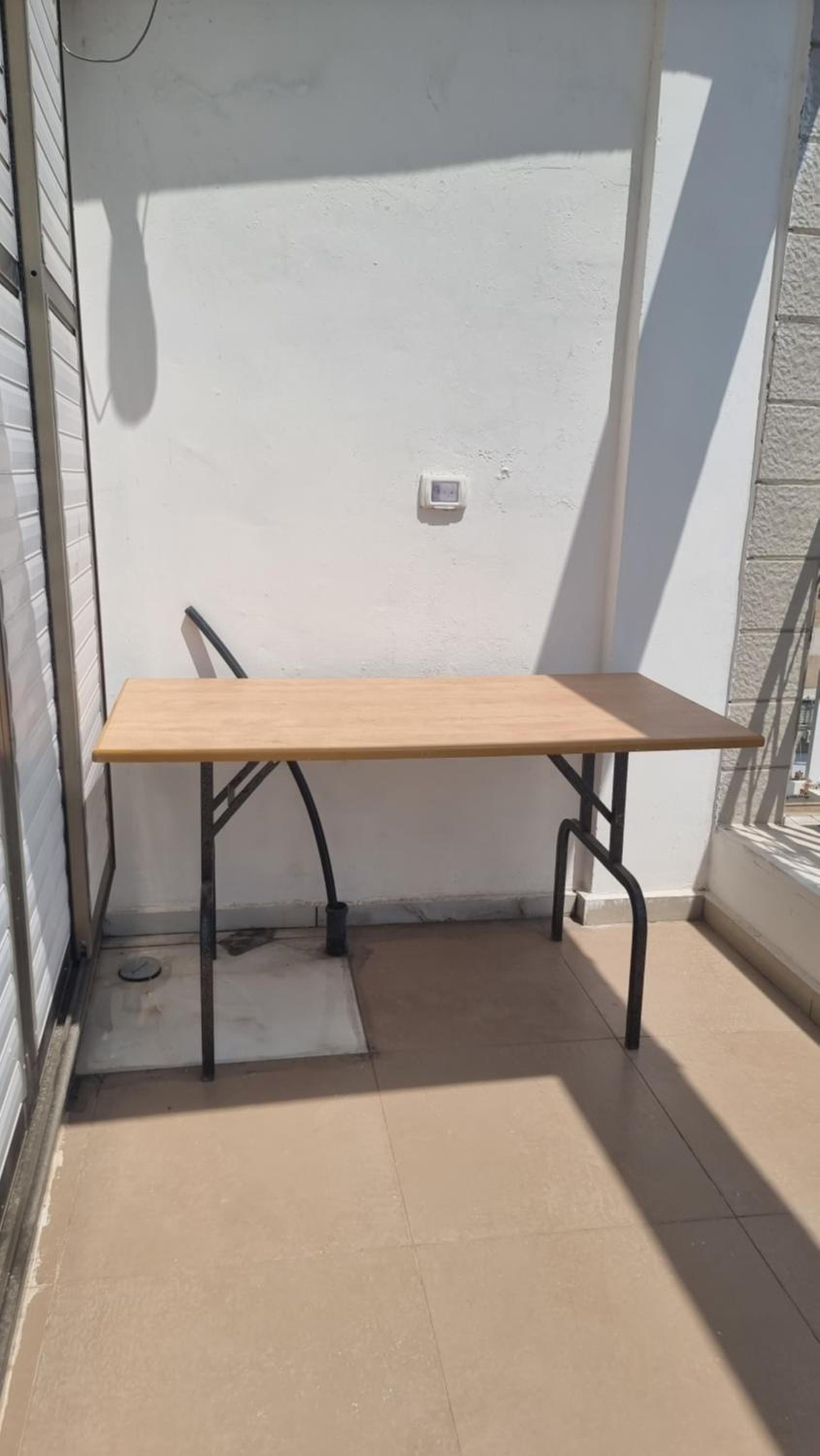 New Stylish Apartment with Balcony Close to Tel Aviv