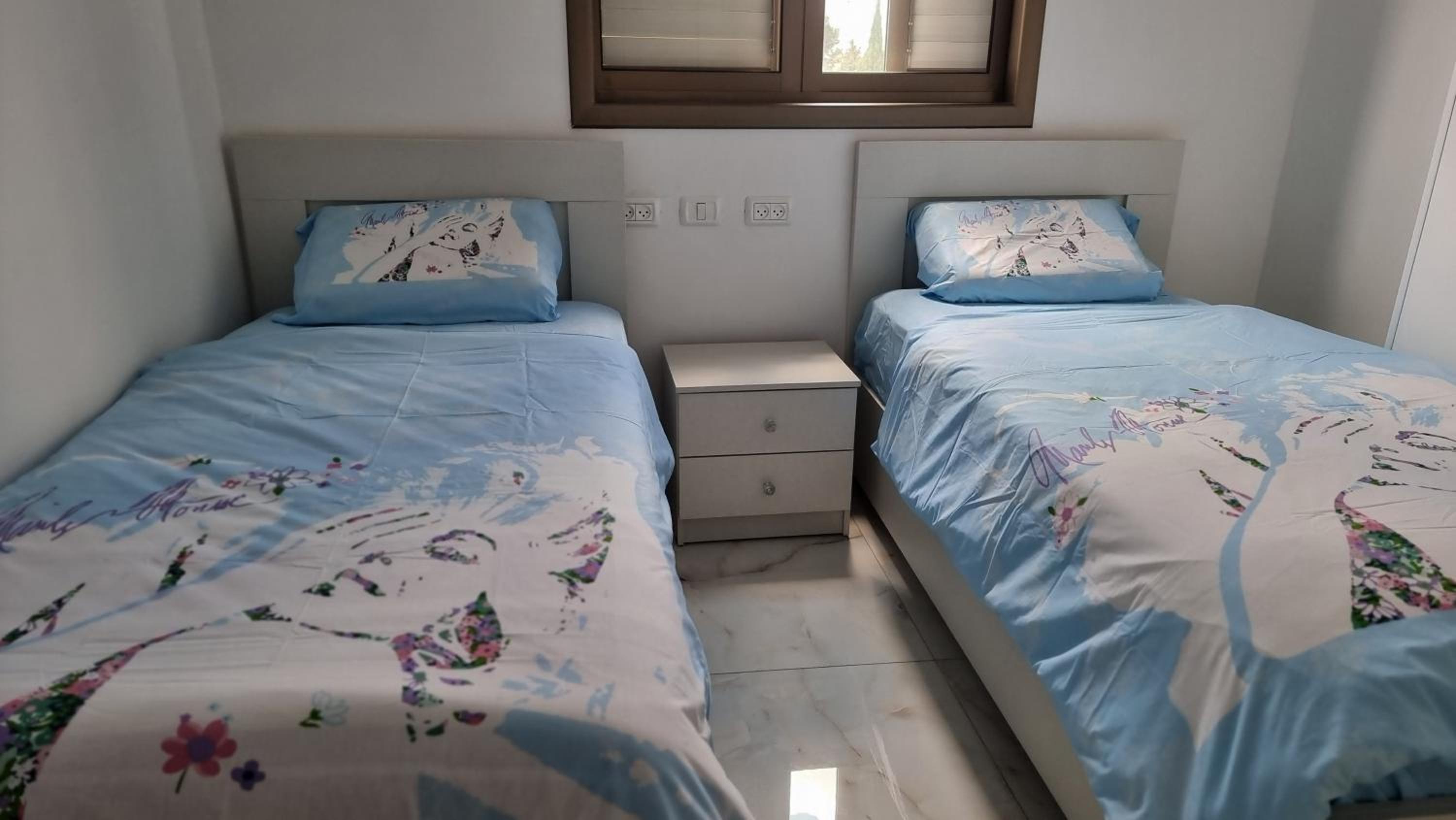 New Stylish Apartment with Balcony Close to Tel Aviv