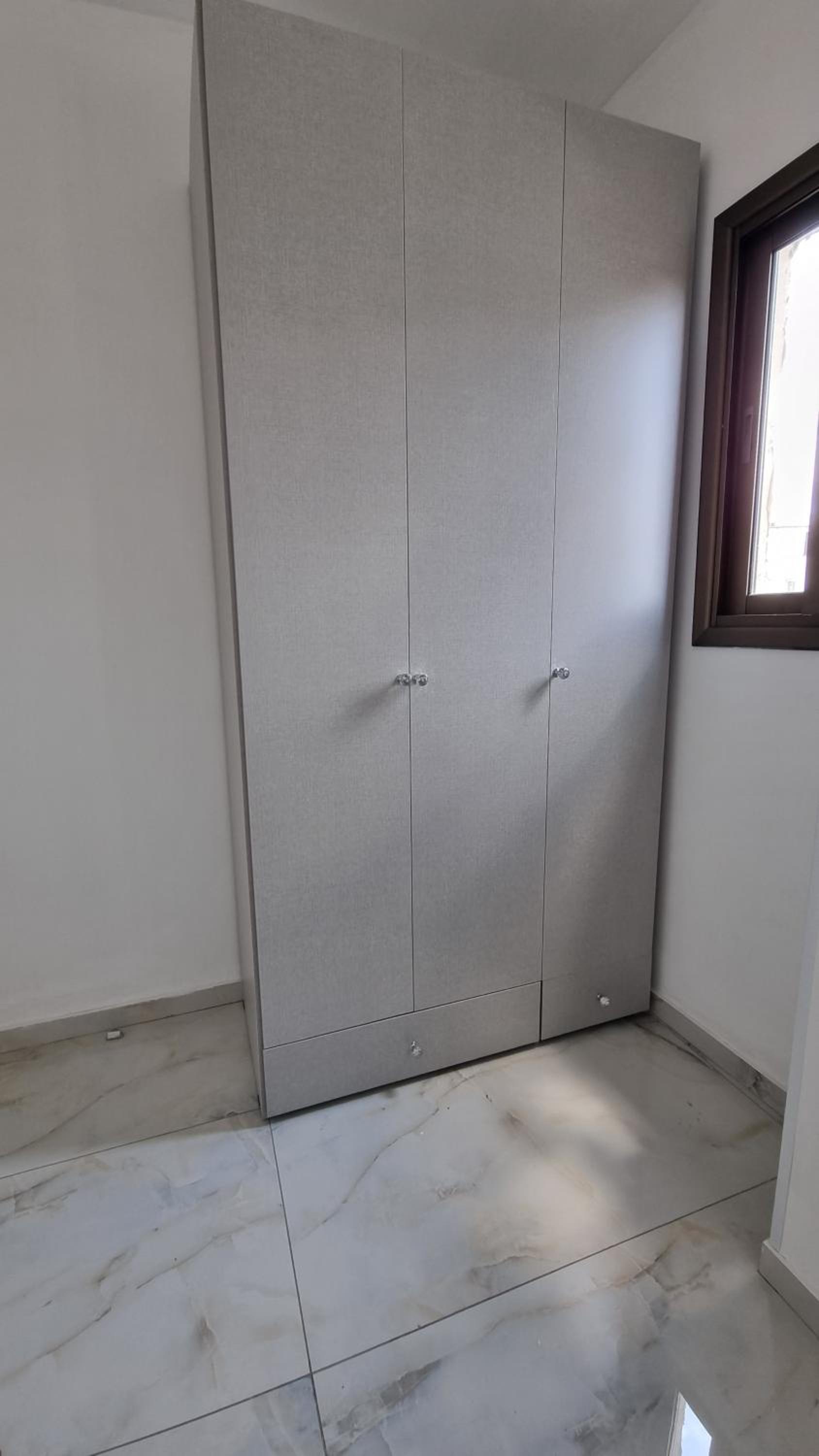 New Stylish Apartment with Balcony Close to Tel Aviv