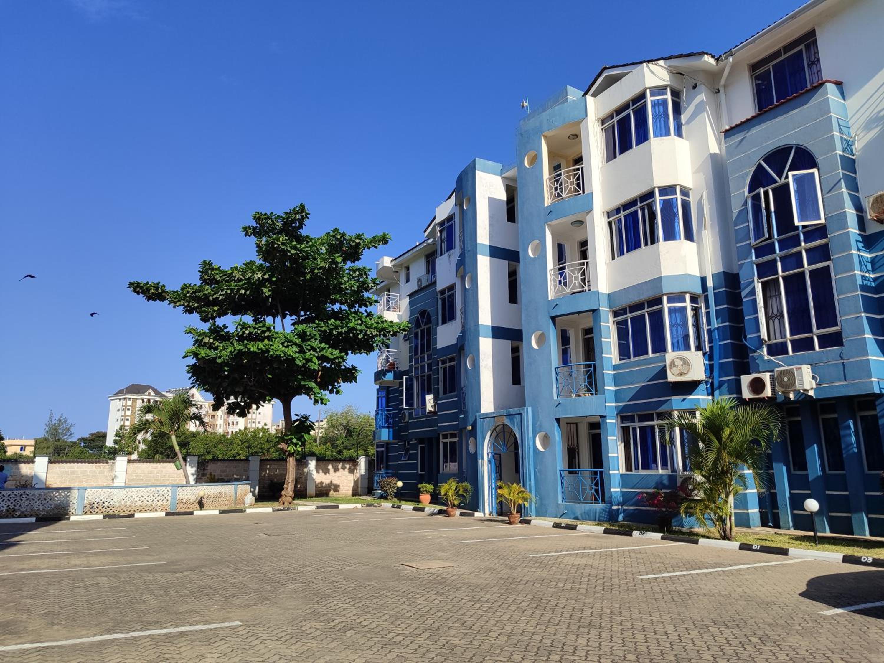 Shikara Apartment