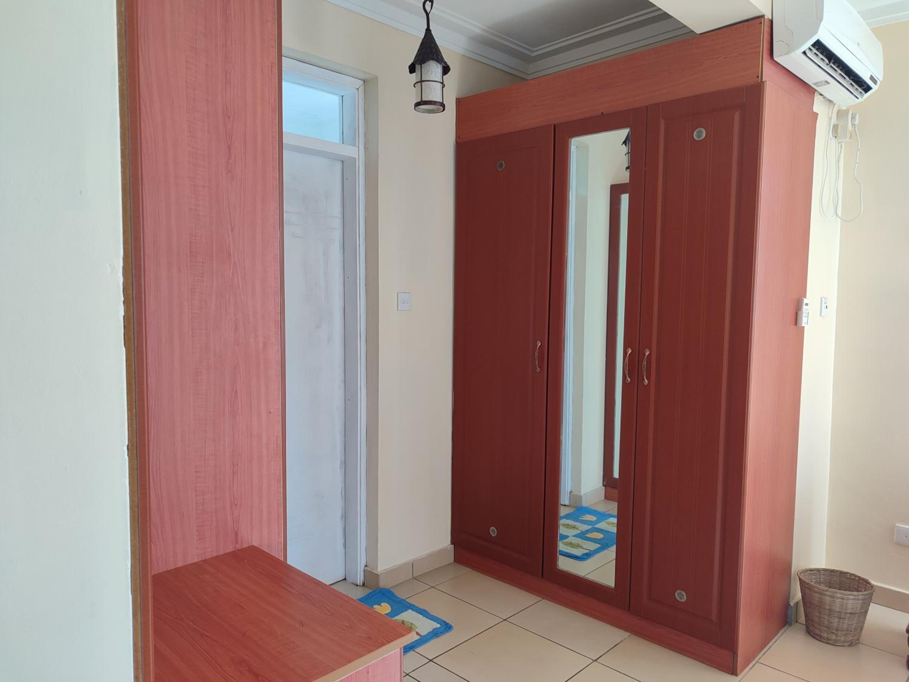 Shikara Apartment
