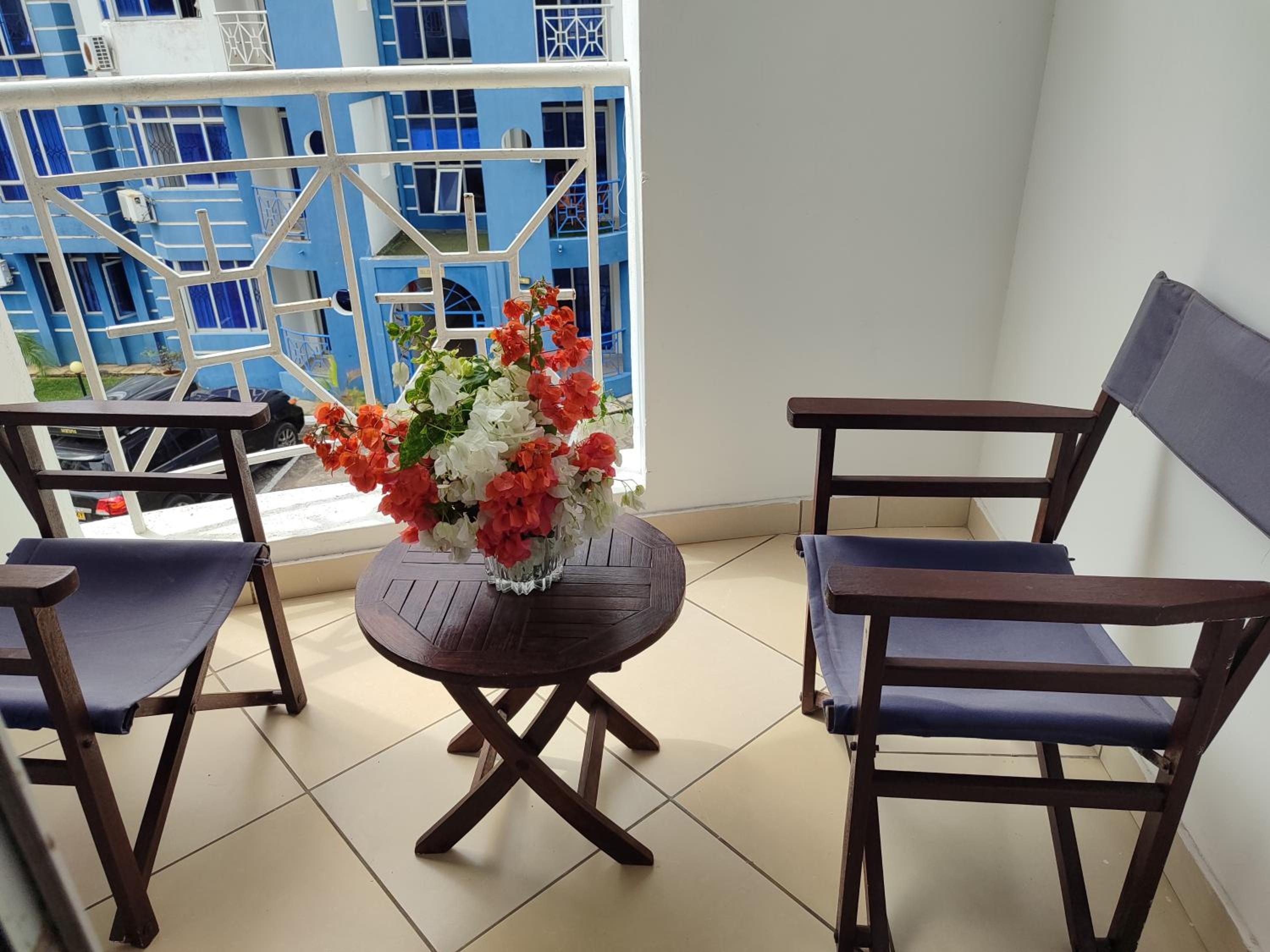Shikara Apartment