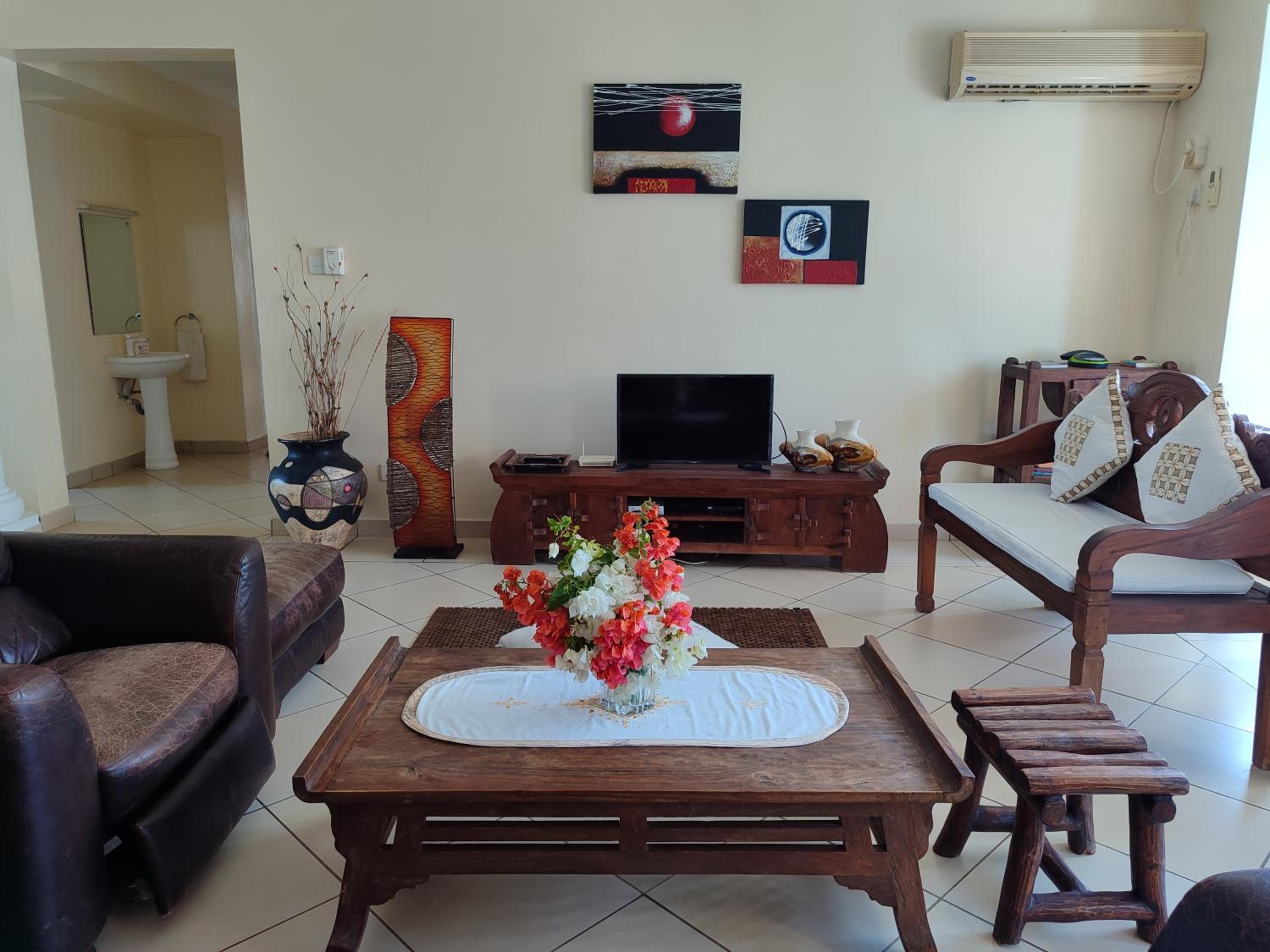 Shikara Apartment