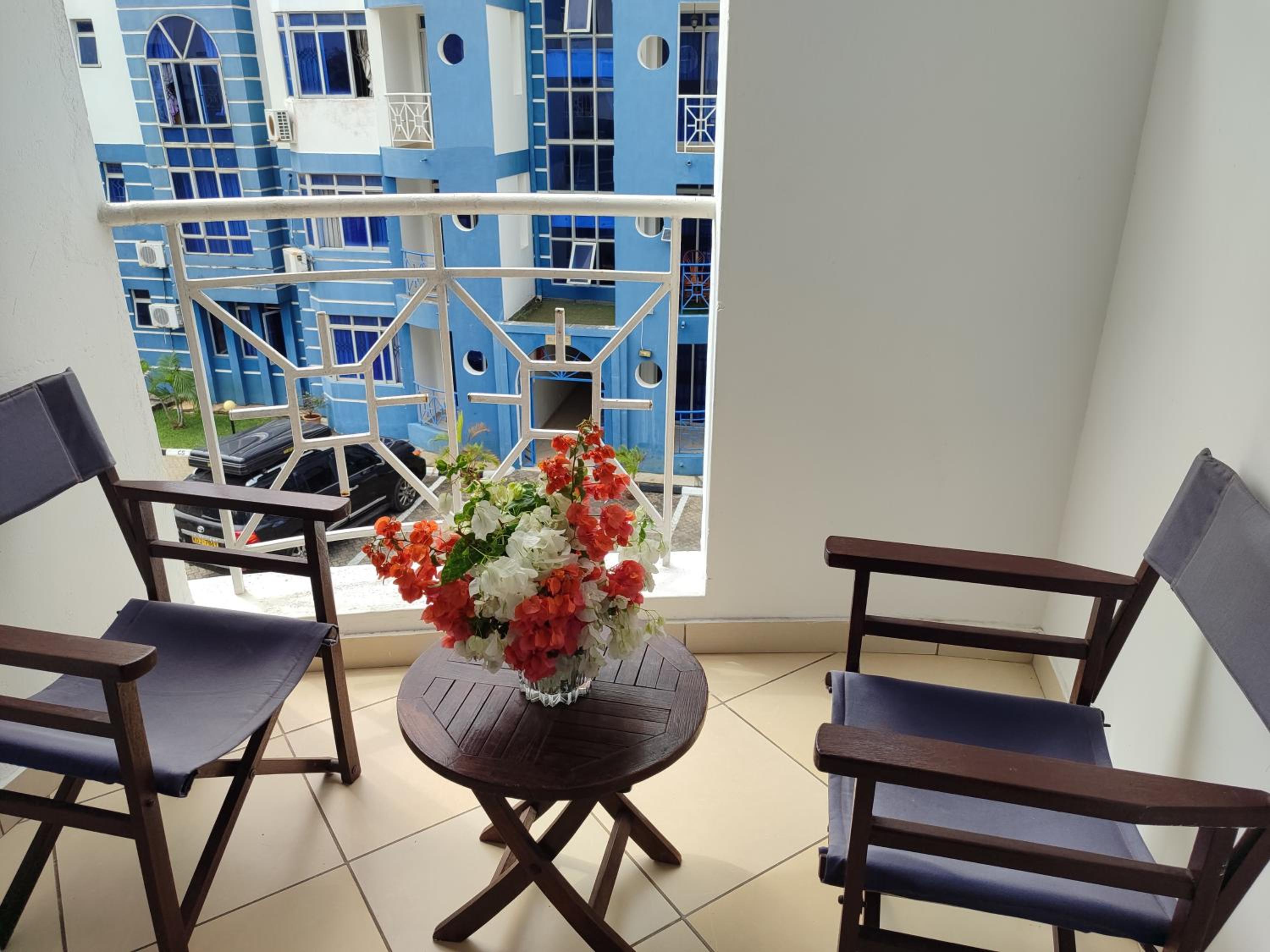 Shikara Apartment