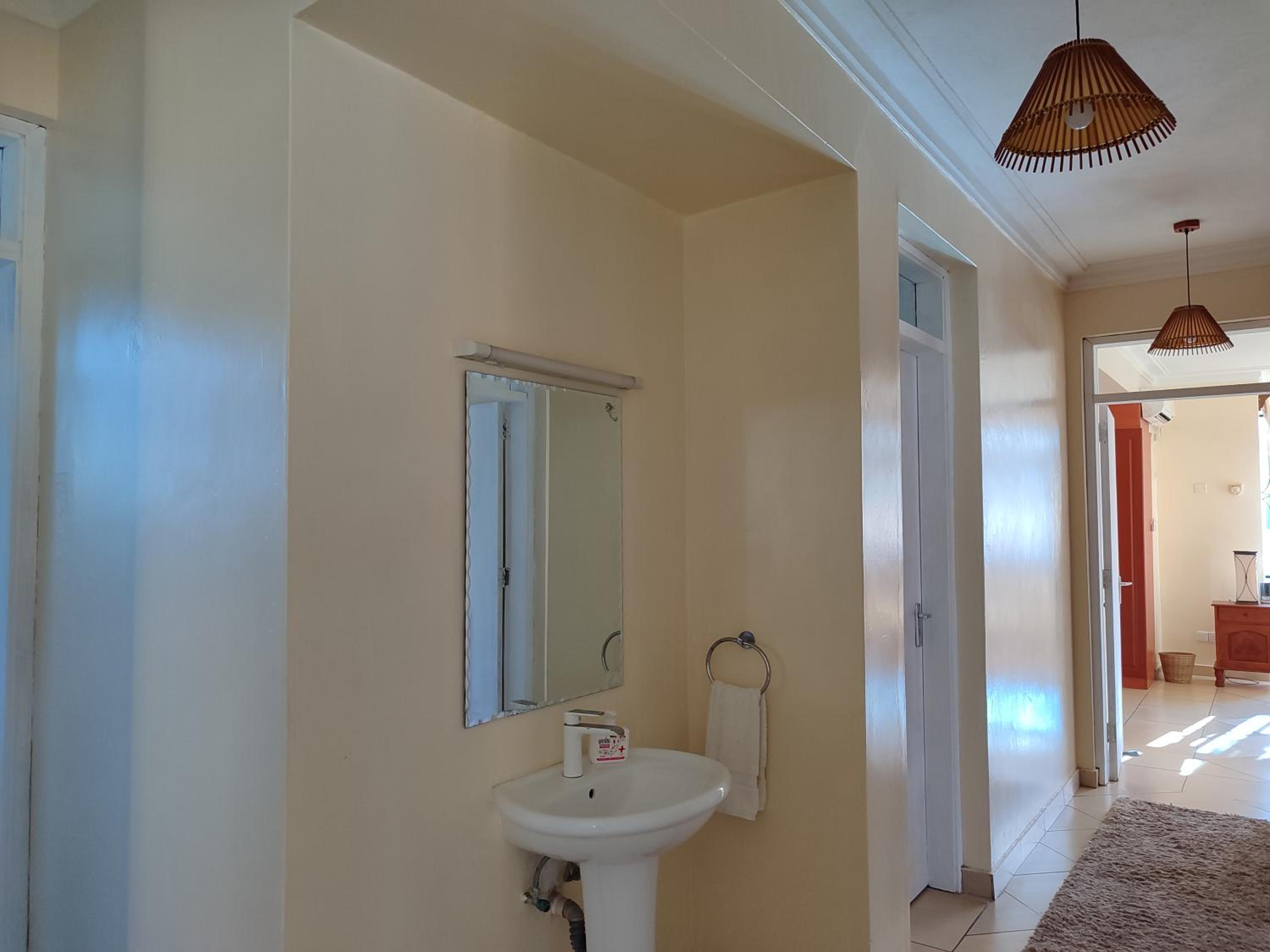 Shikara Apartment