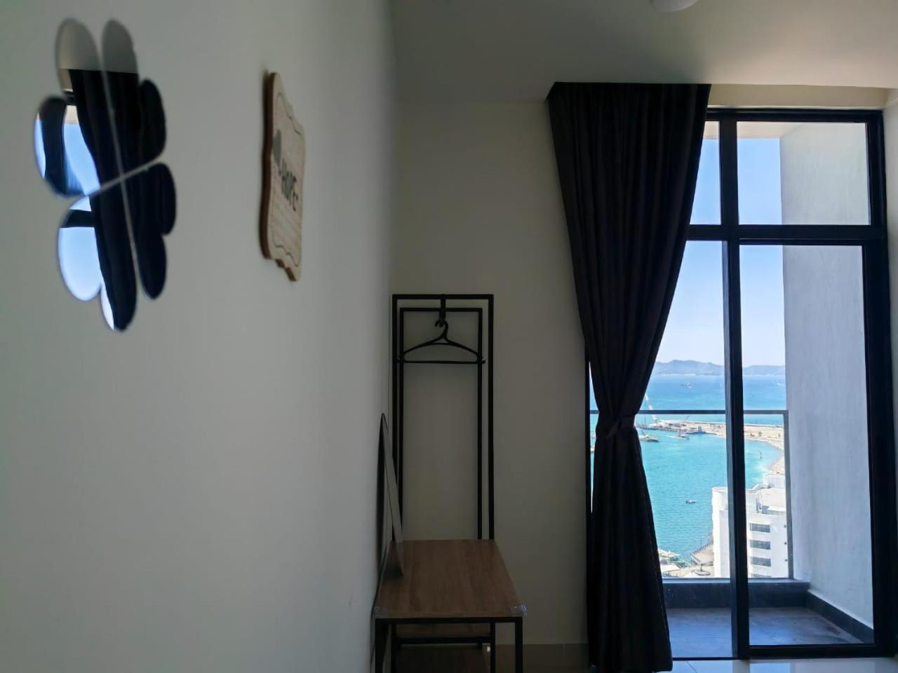 Comic Homestay @ The Shore photo 5