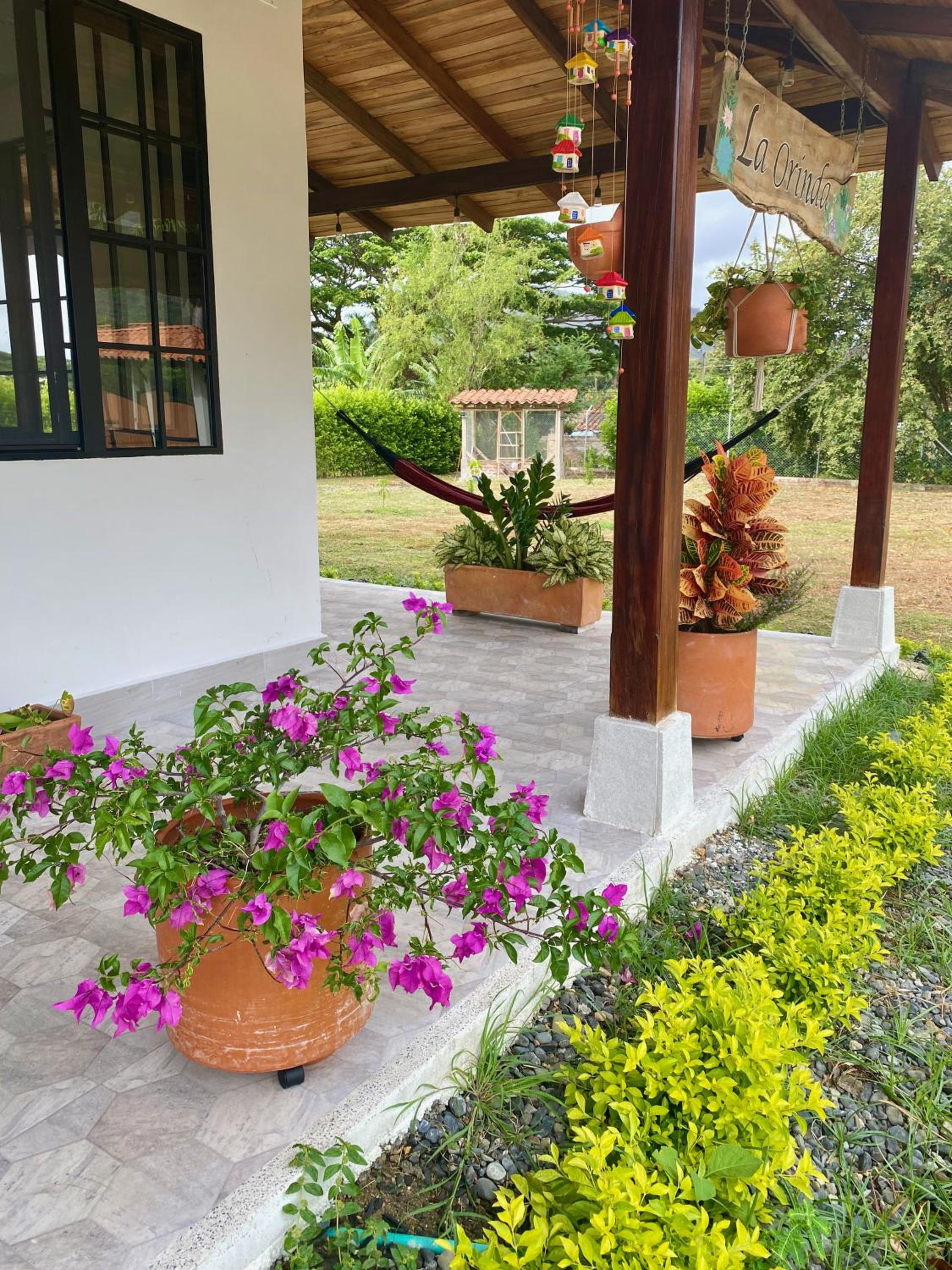 Beautiful Private Villa, Views in Every Direction