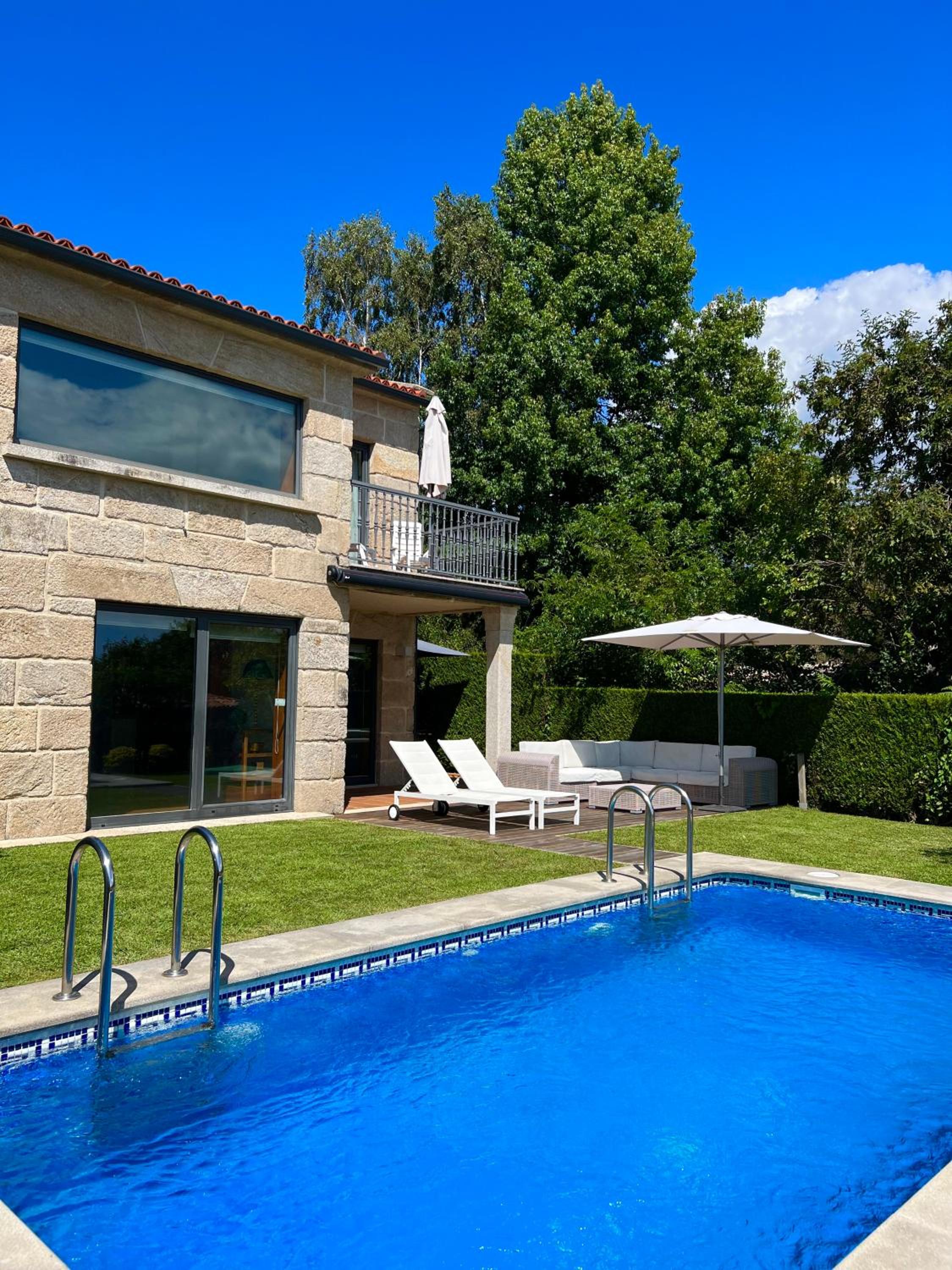 Casa en Sanxenxo con pisicina privada