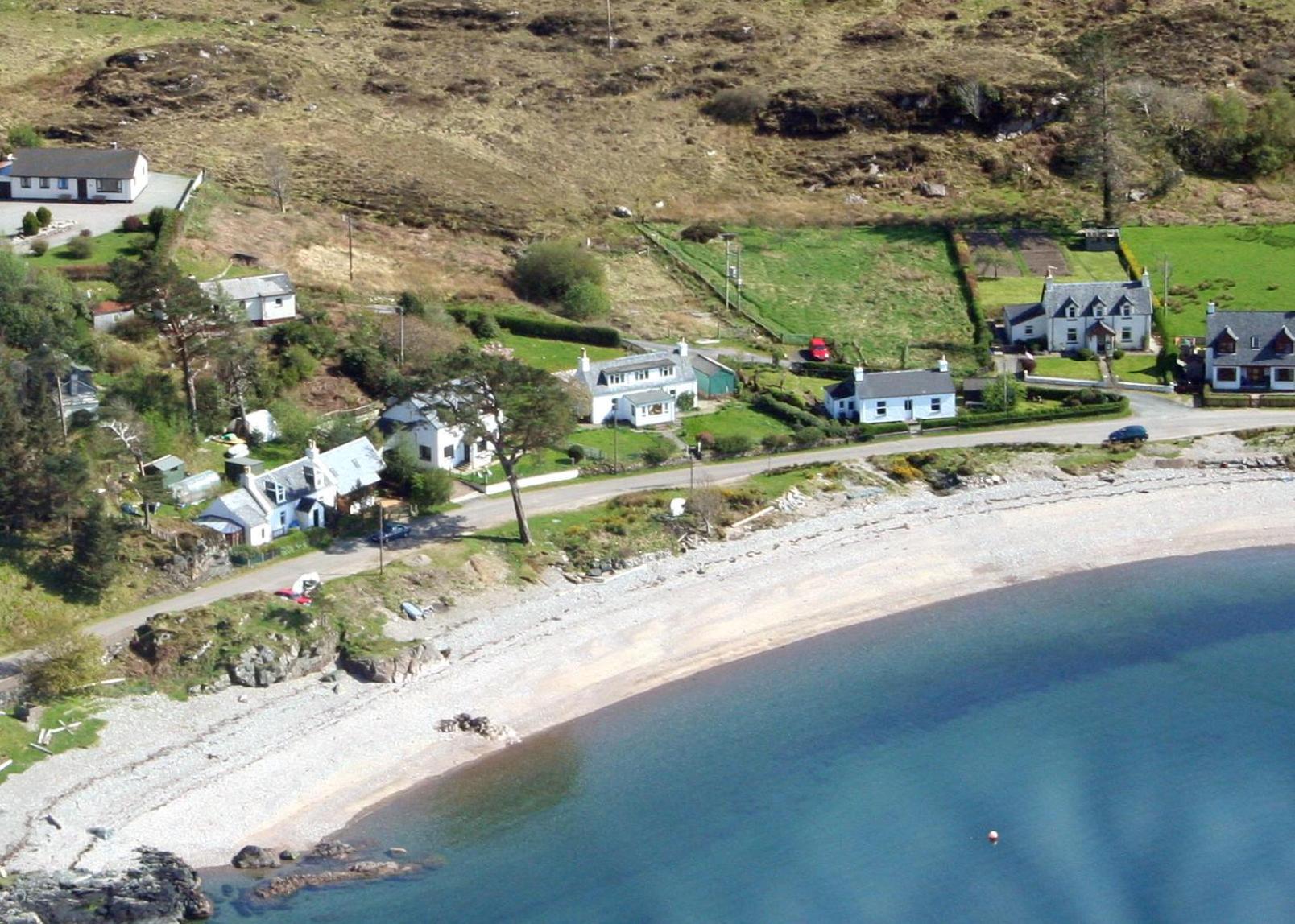 Tigh na Camus