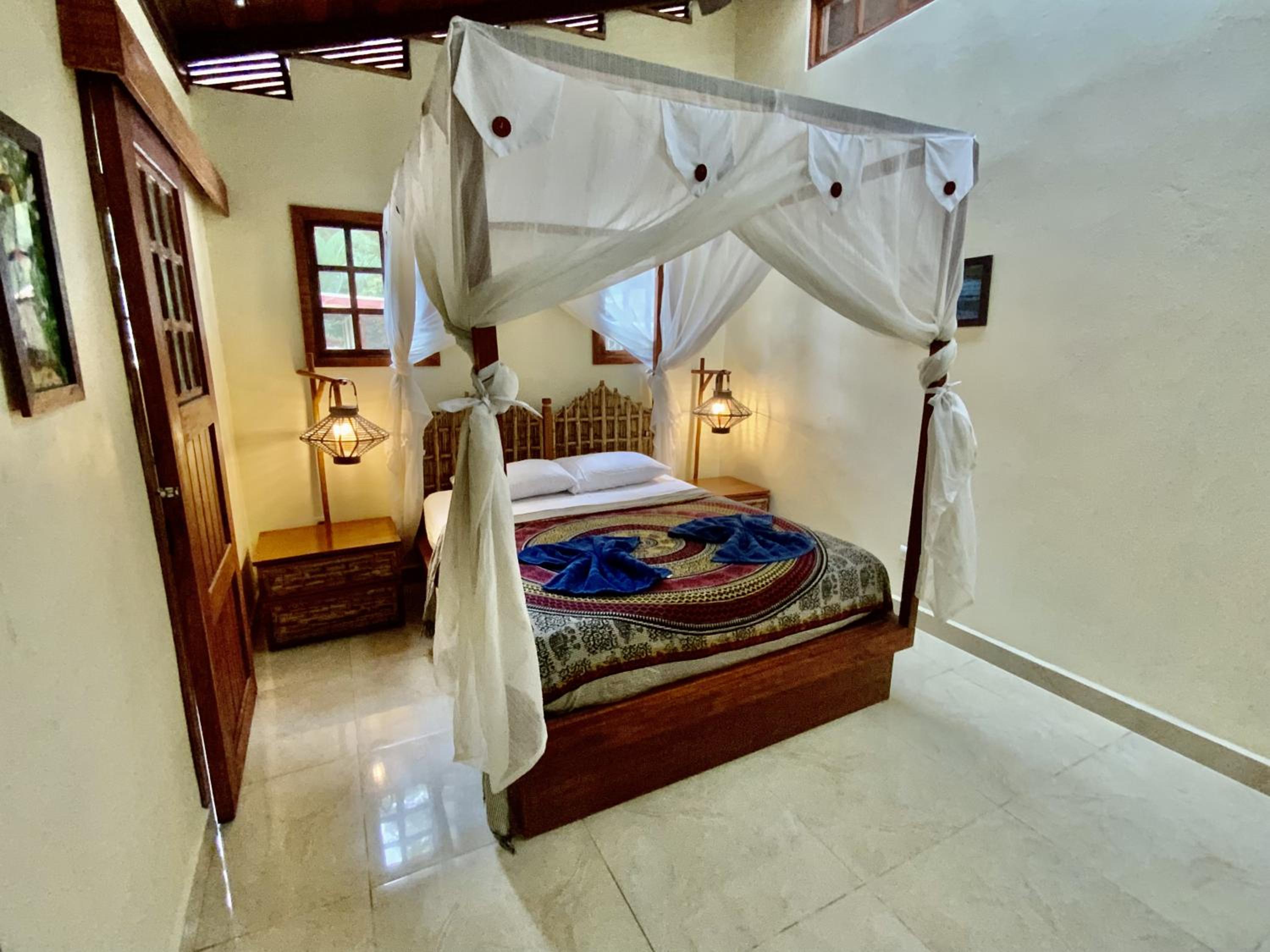 Uva Blue Villas - Zen Villa 1 - 3 Bedroom Villa, Private Garden & Yoga Deck