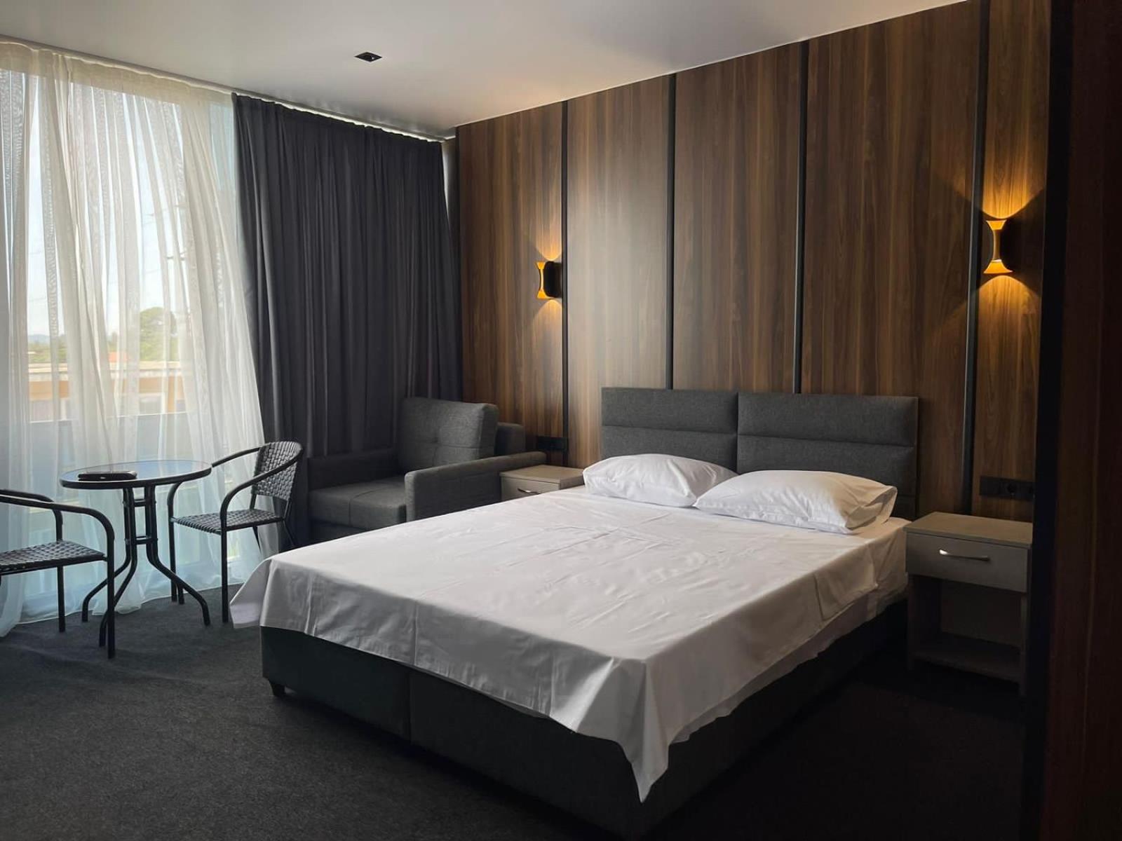 HOTEL SOBRANIE