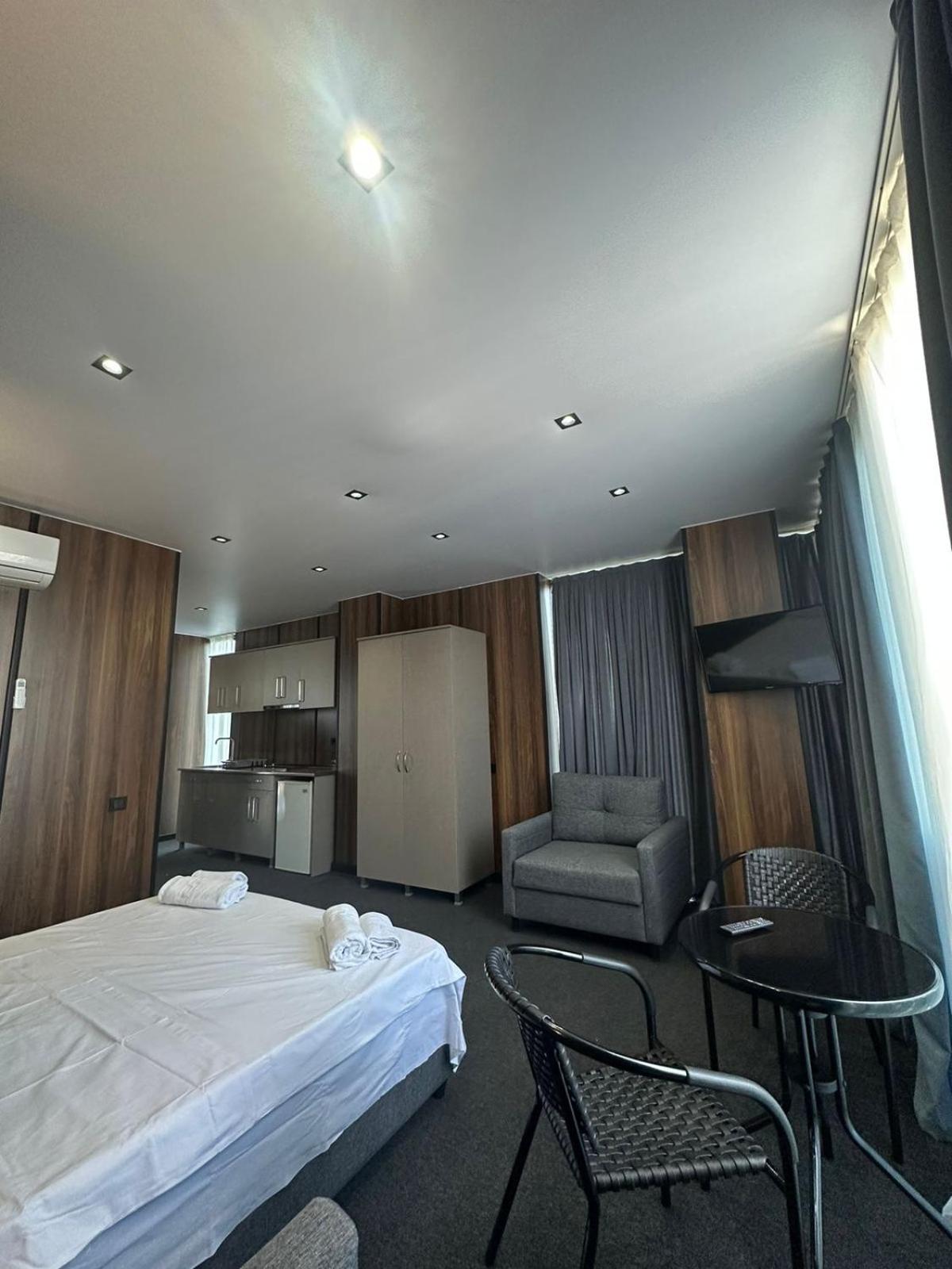 HOTEL SOBRANIE