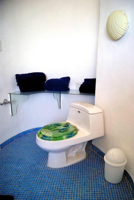 Casa estilo Gaudí - Alberca compartida espacio especial para familias!