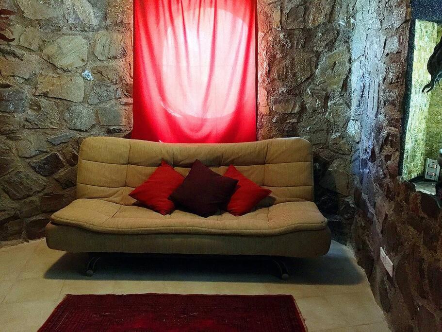 Casa estilo Gaudí - Alberca compartida espacio especial para familias!