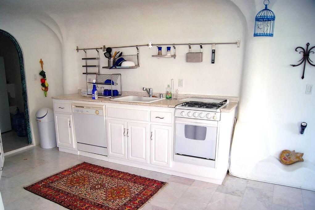 Casa estilo Gaudí - Alberca compartida espacio especial para familias!