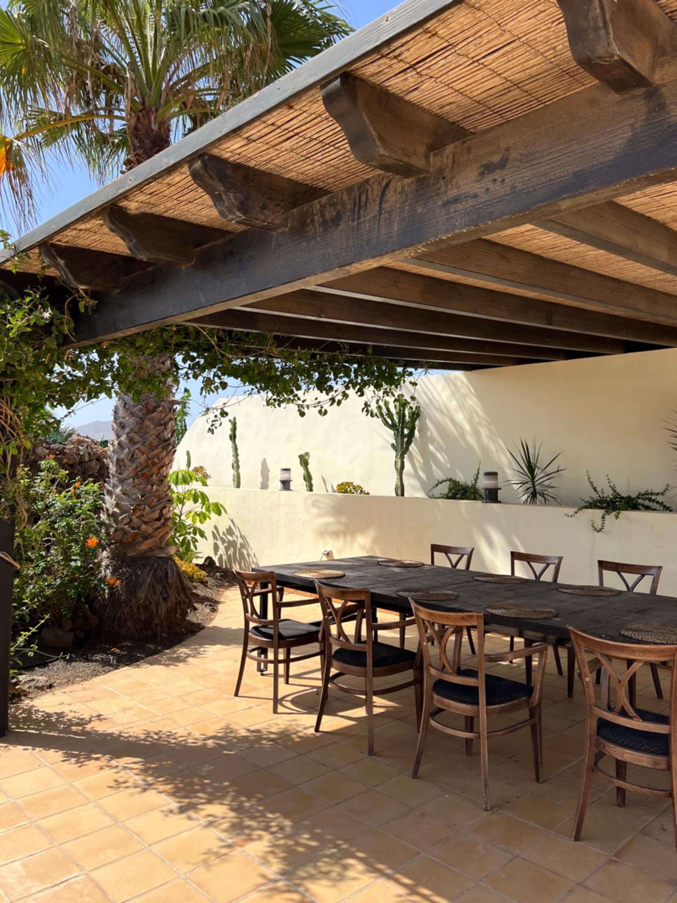 Surf&fun heated pool villa