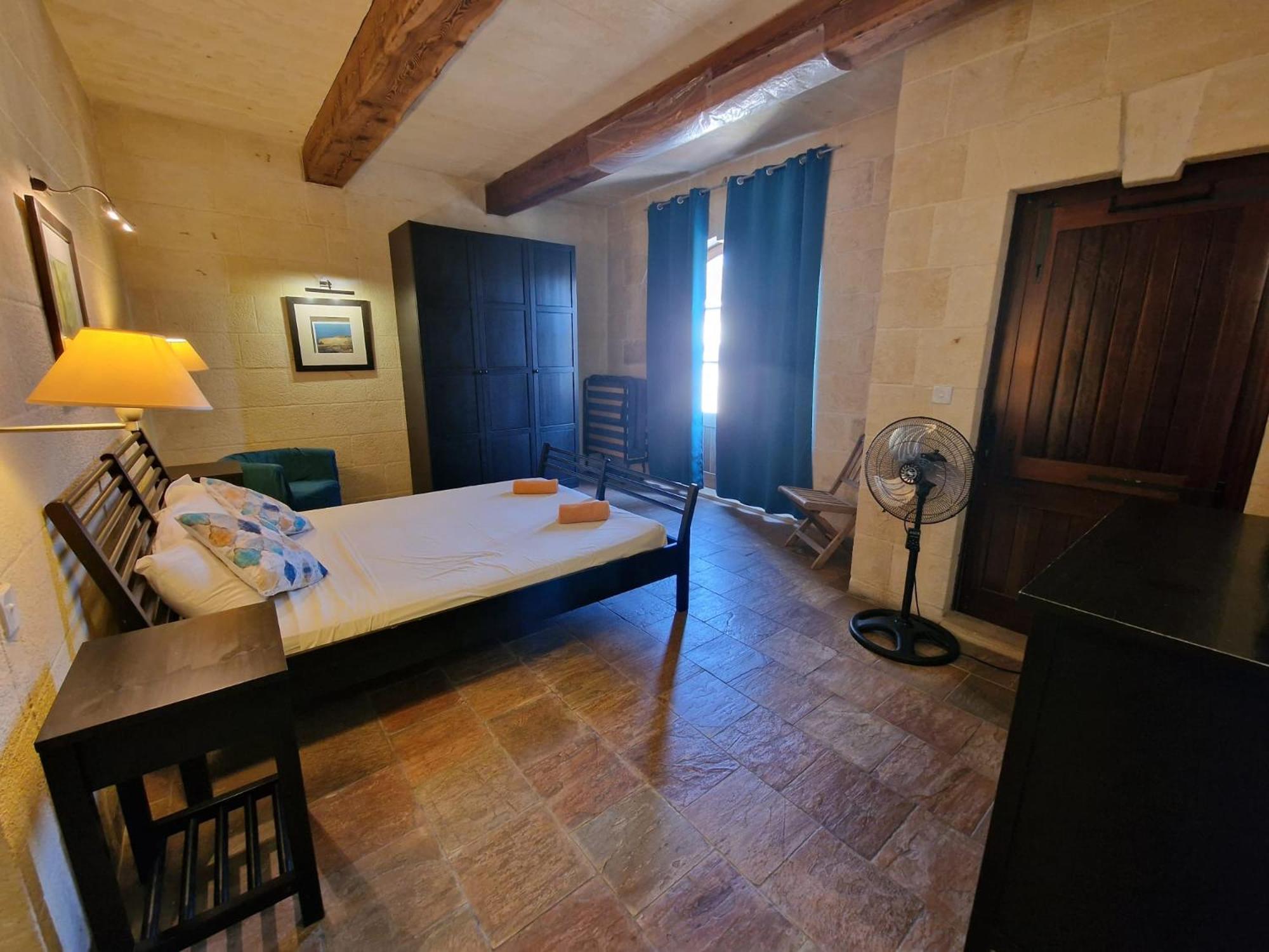 Sunflower Farmhouse, Xewkija, Gozo view 2