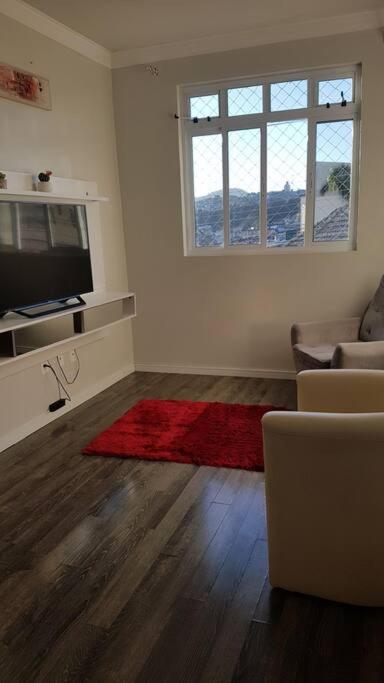 Apartamento com 3 quartos! 7 camas no Centro