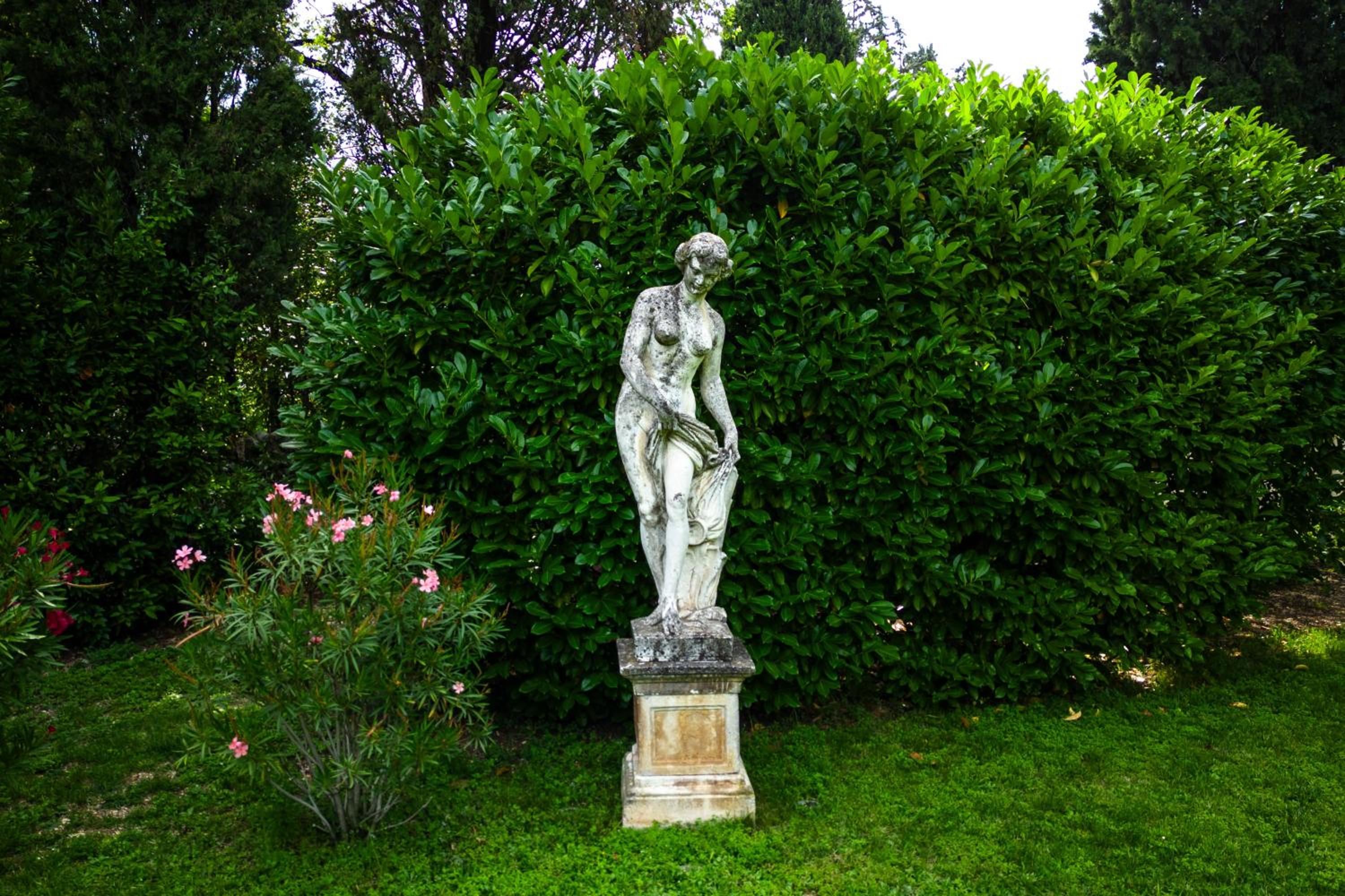 Photo 34
