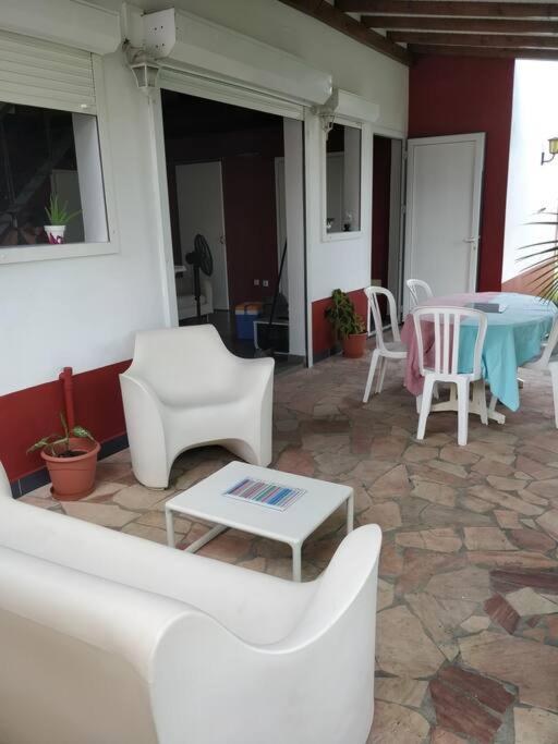 Belle Villa au cœur de la Gwada view 2