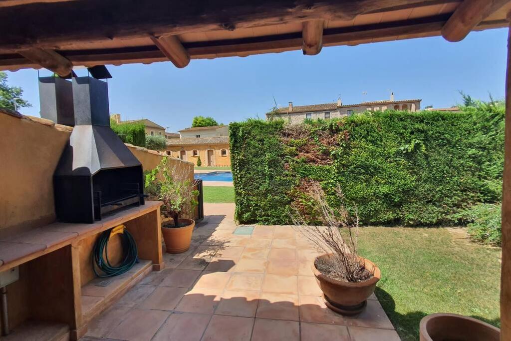 Casa con piscina comunitaria en Torroella de Fluvià