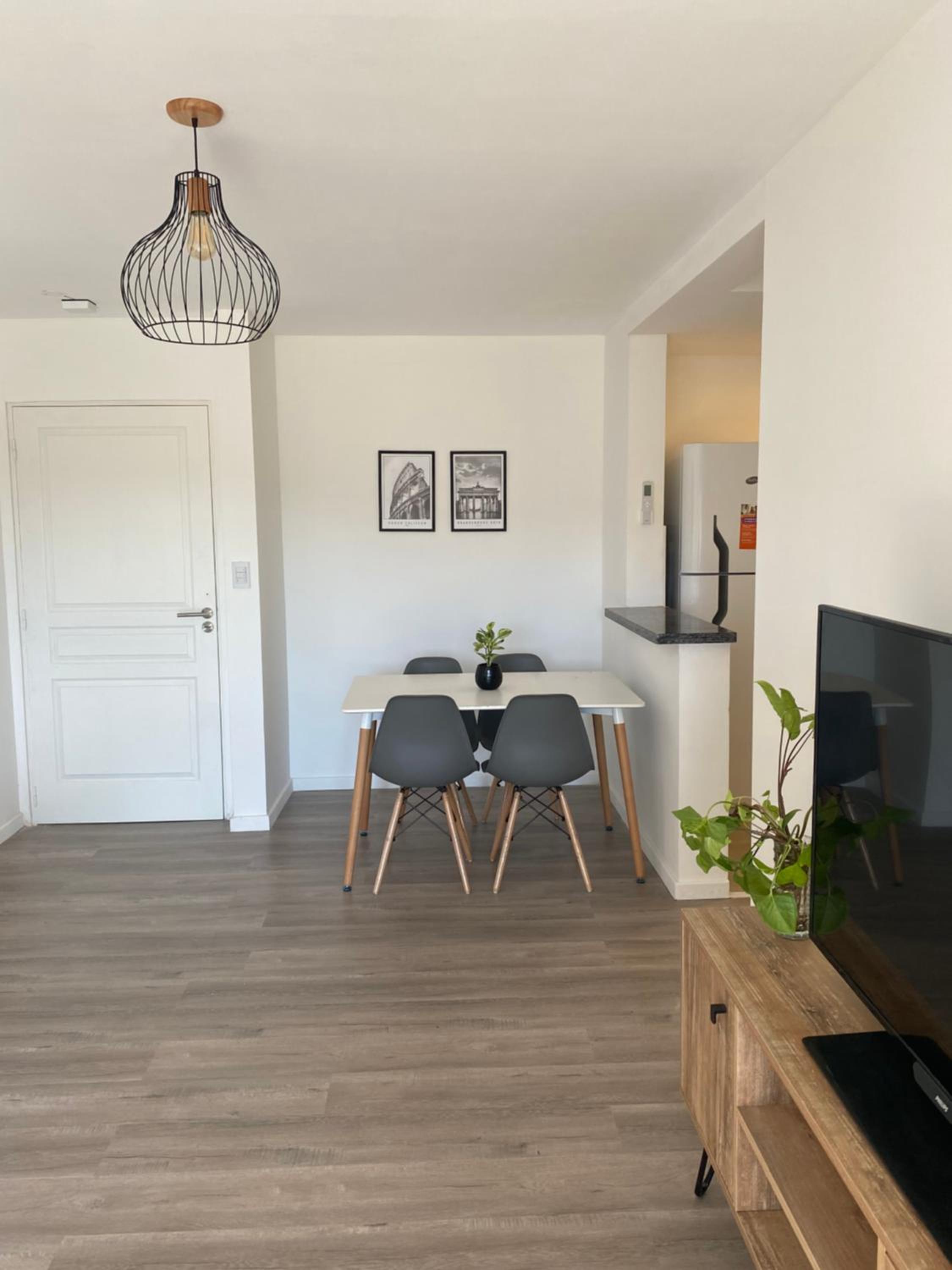 Condominio Lhirondelle II