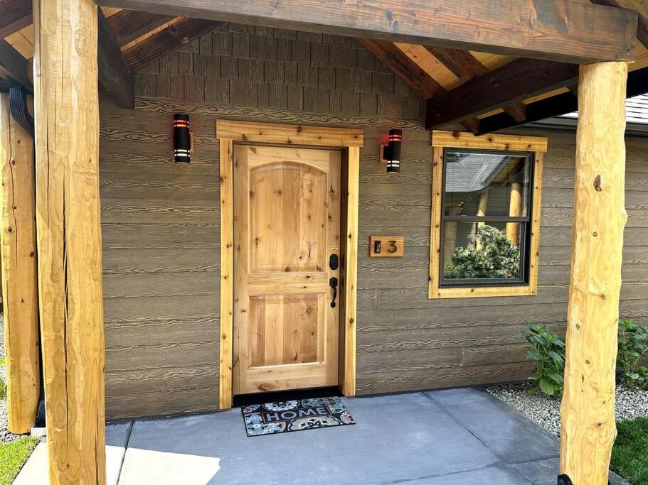 Bear Mountain - Suite 3 view 3