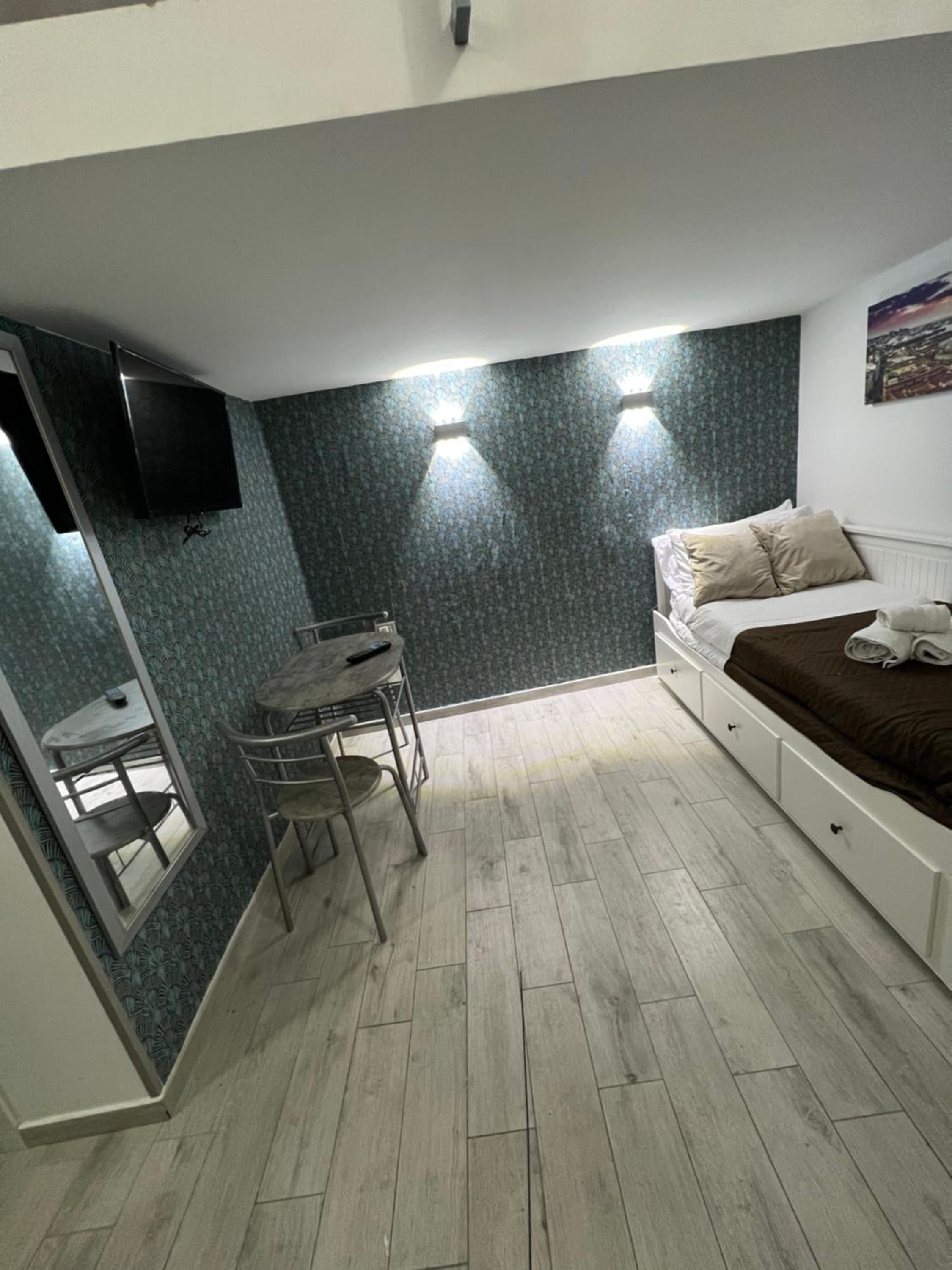 hotel room