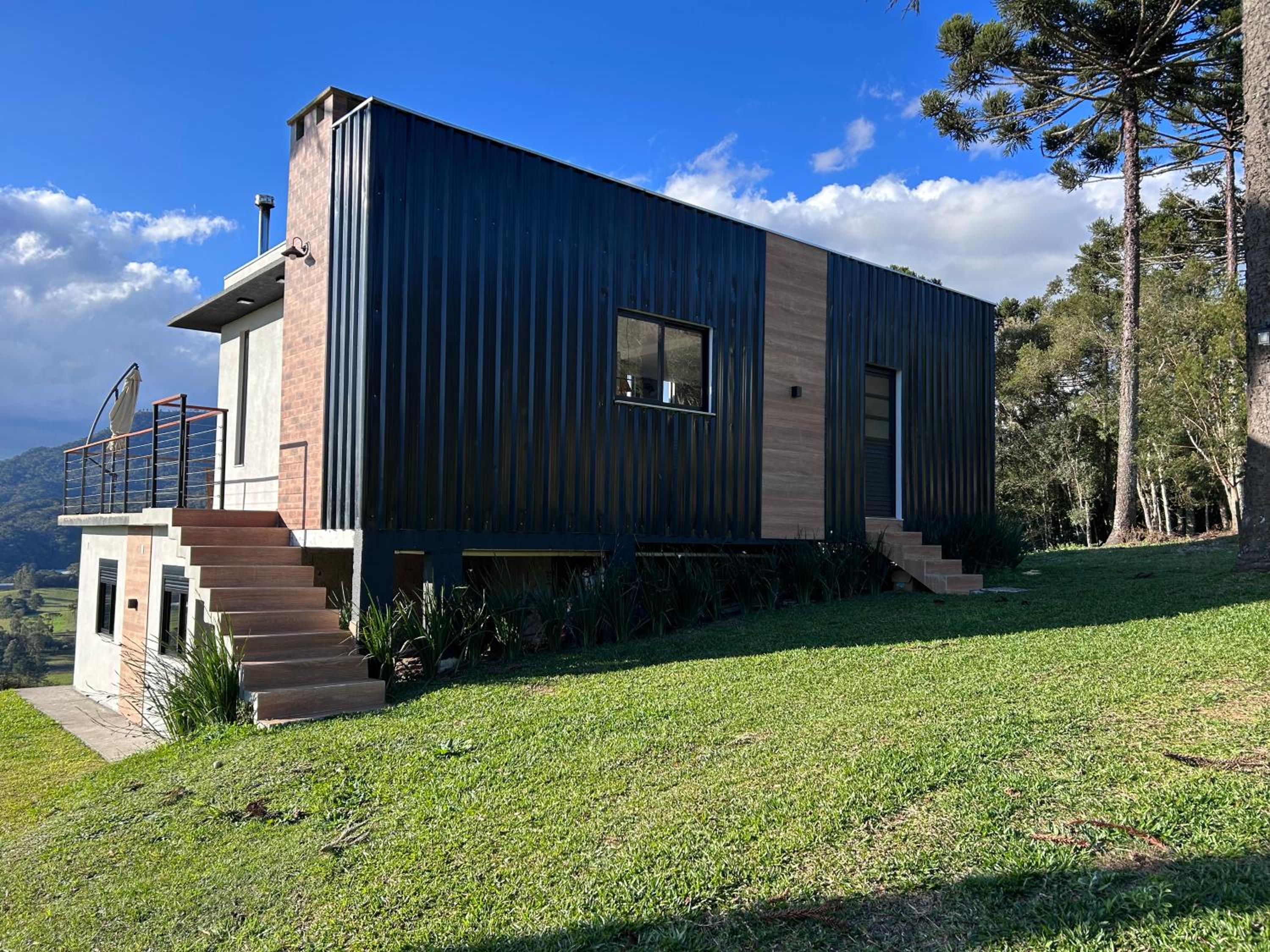 Casa Pôr do Sol com banheira de hidromassagem