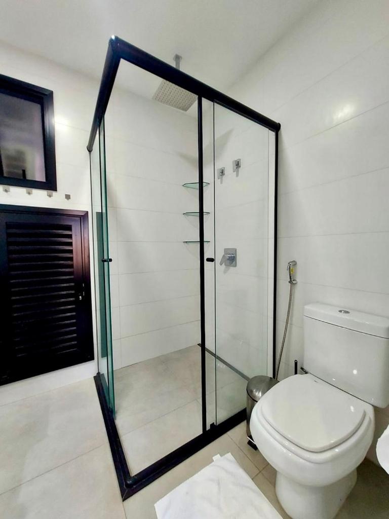 Uma Linda Vista com Quarto Privativo no Ed. Vertigo