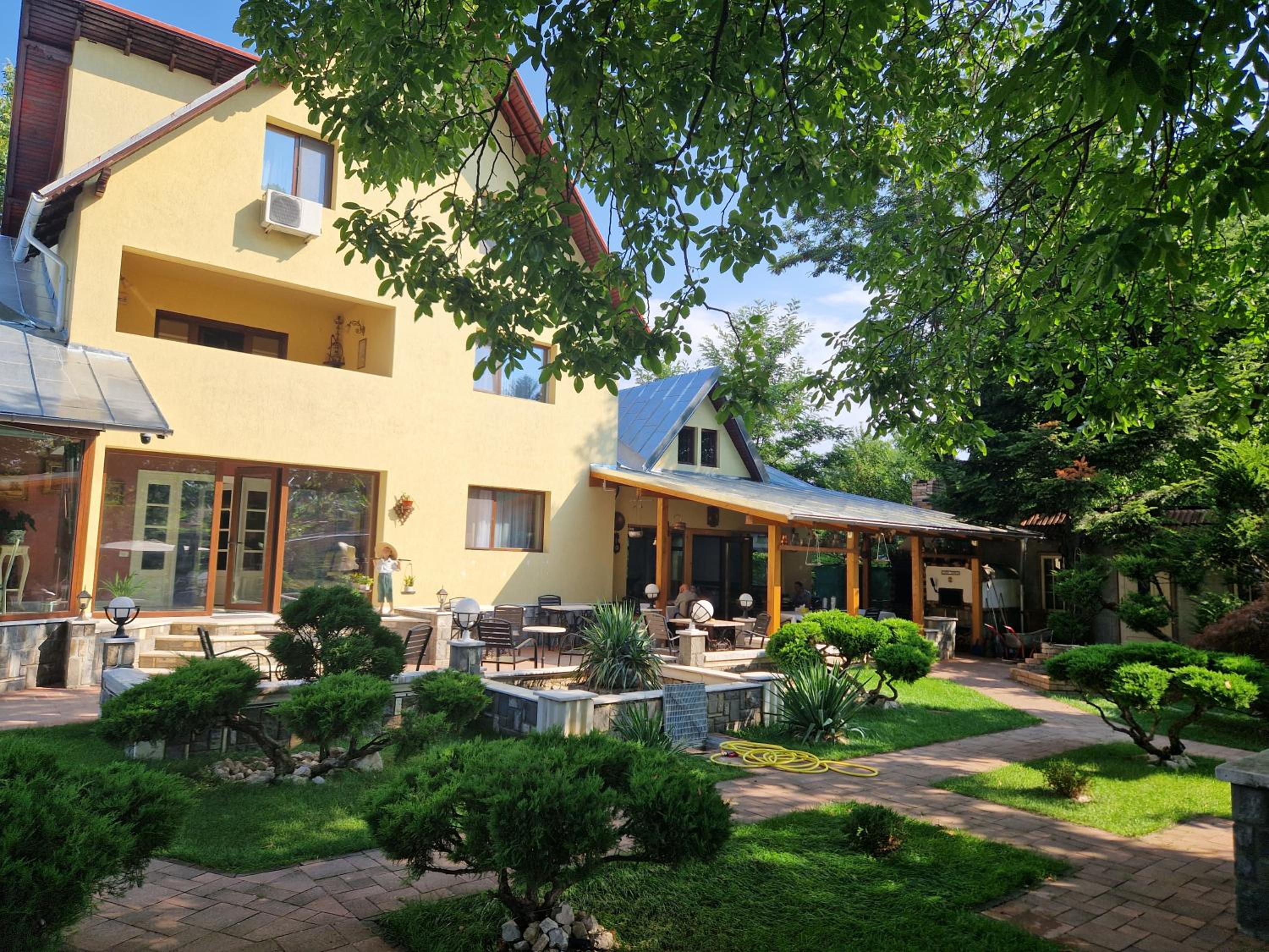 CASA IANUȘ
