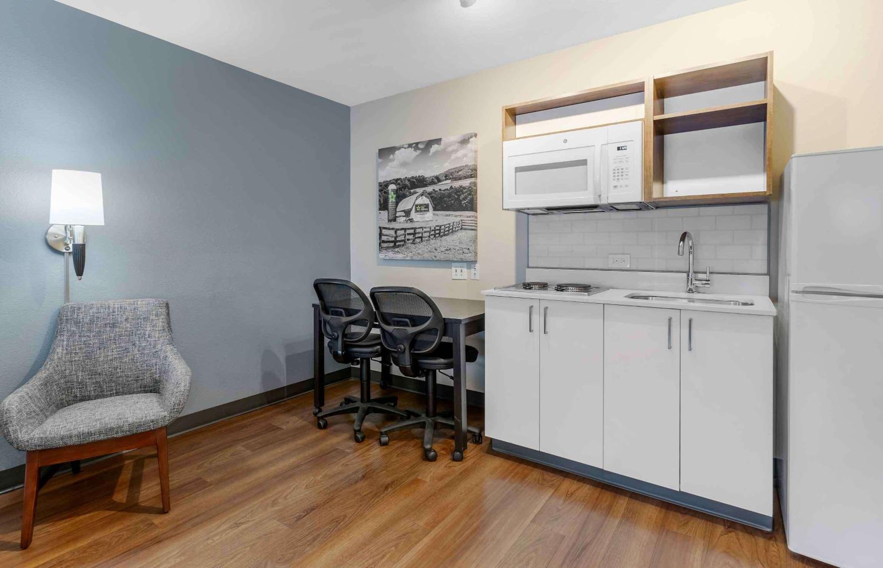Extended Stay America Suites - San Francisco - San Mateo - SFO - Property Image 1