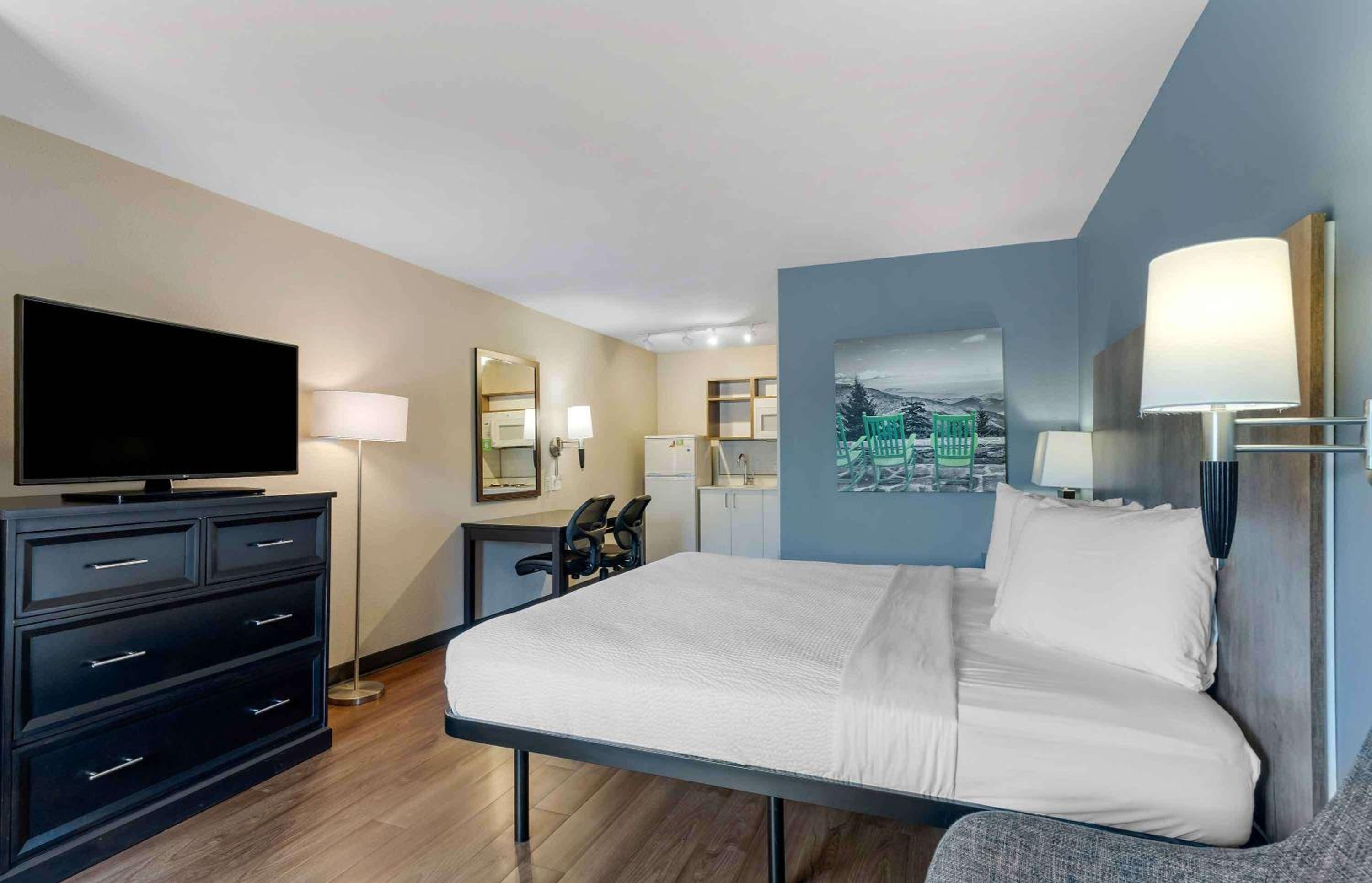 Extended Stay America Suites - San Francisco - San Mateo - SFO - Property Image 6