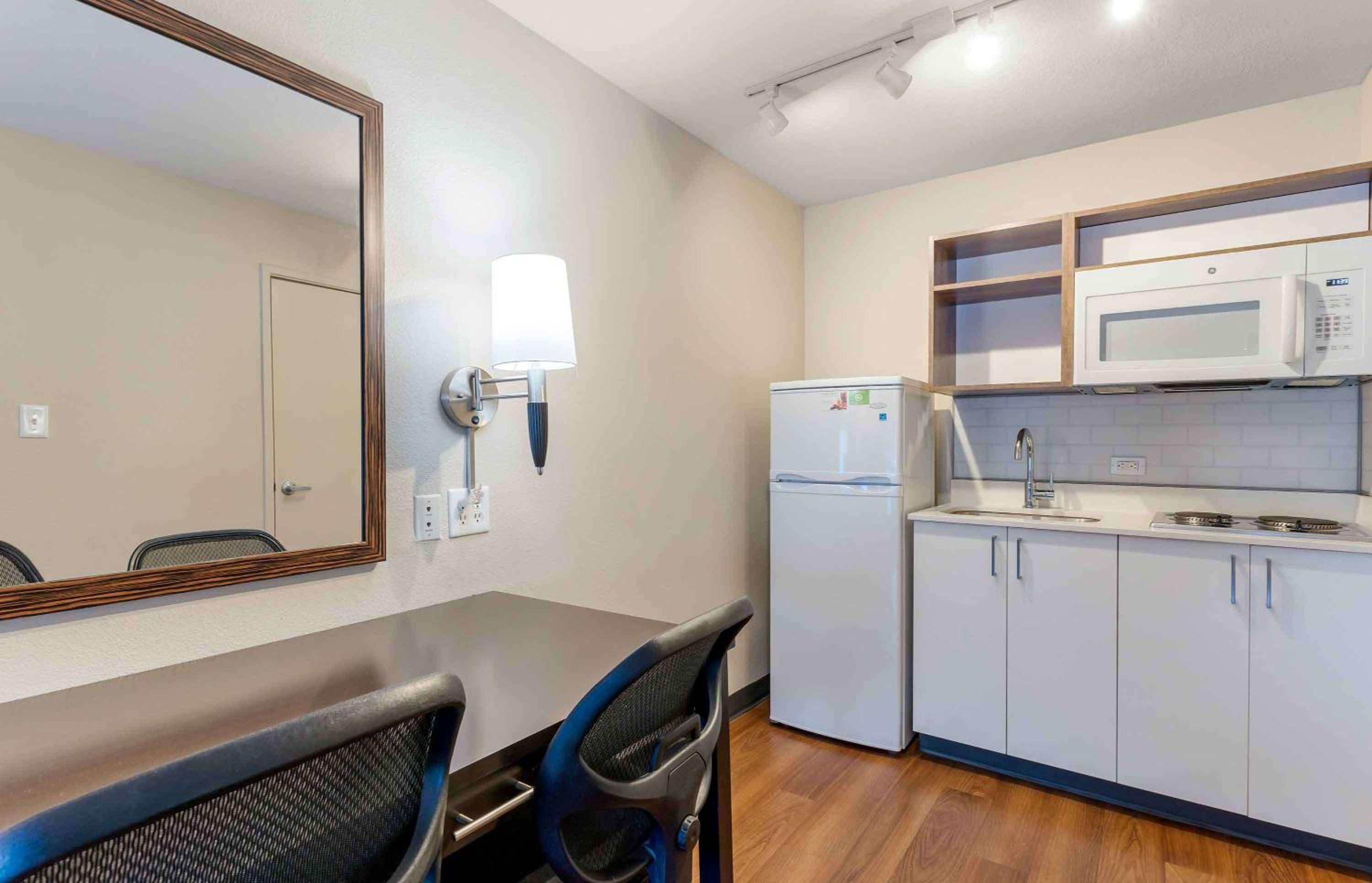 Extended Stay America Suites - San Francisco - San Mateo - SFO - Property Image 5