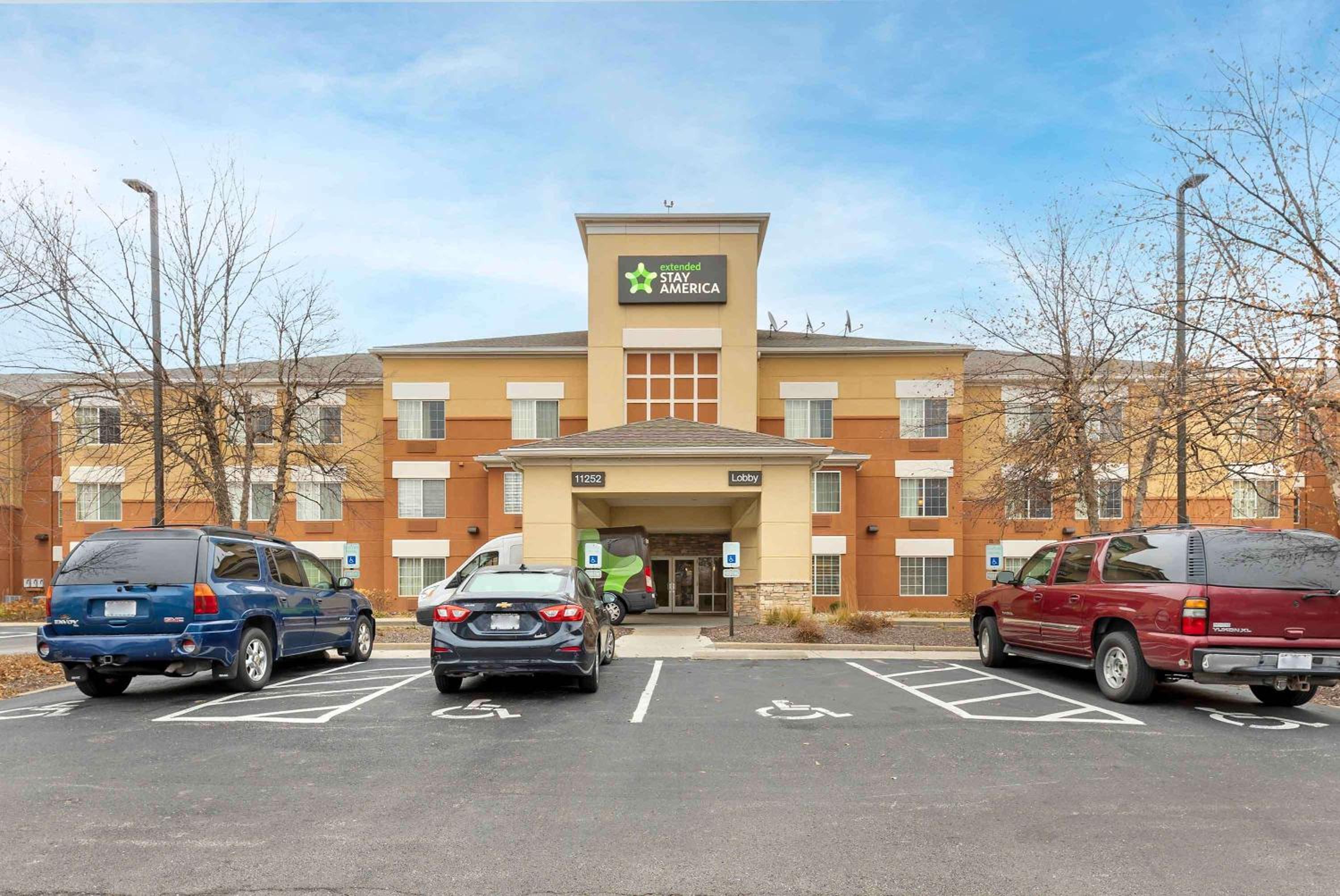 St Louis Vacations - Extended Stay America Select Suites - St Louis - Airport - Central - Property Image 1