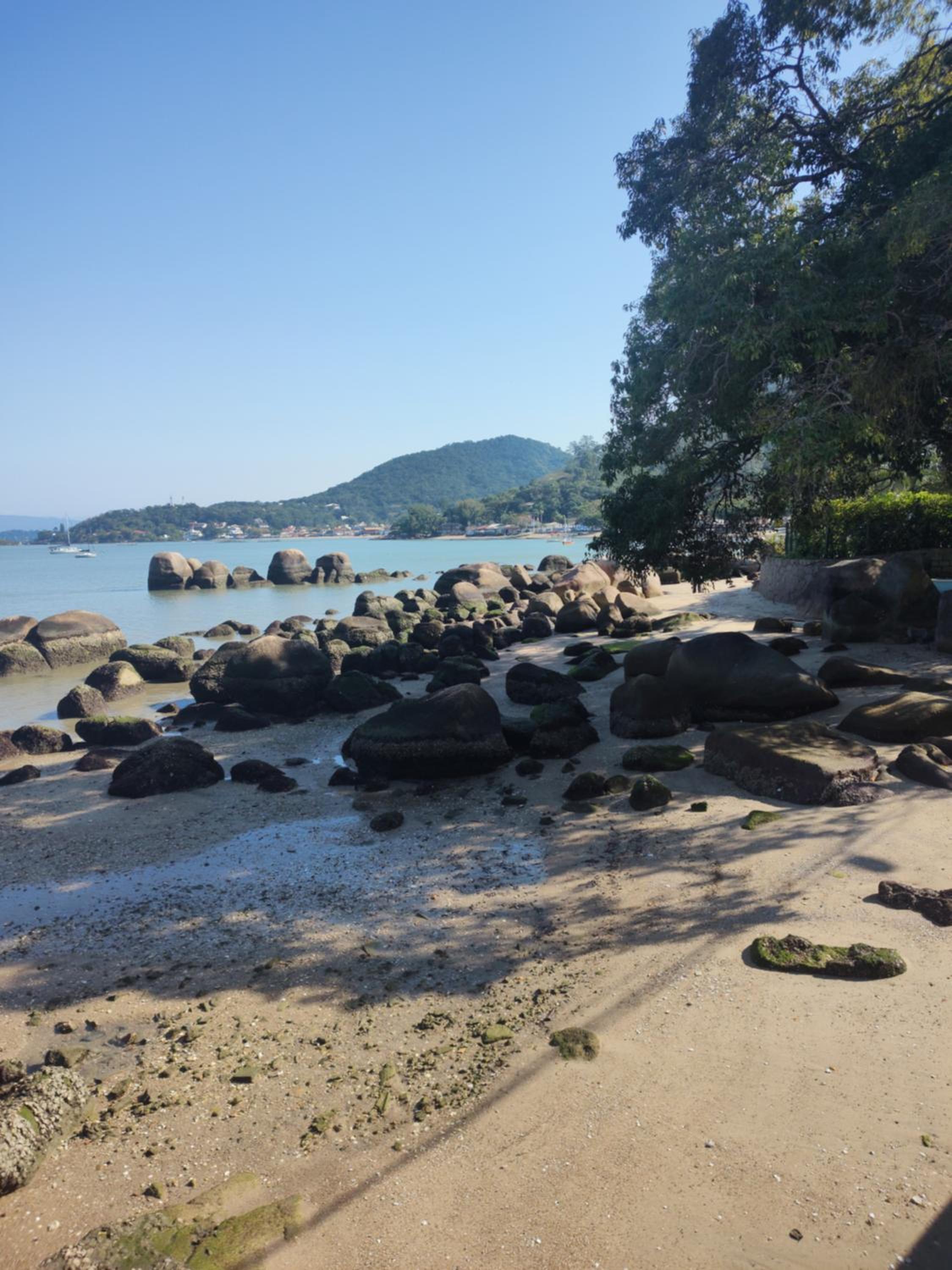 Cabana com banheira de Hidro e vista para o mar, privativa e tranquila localização excelente