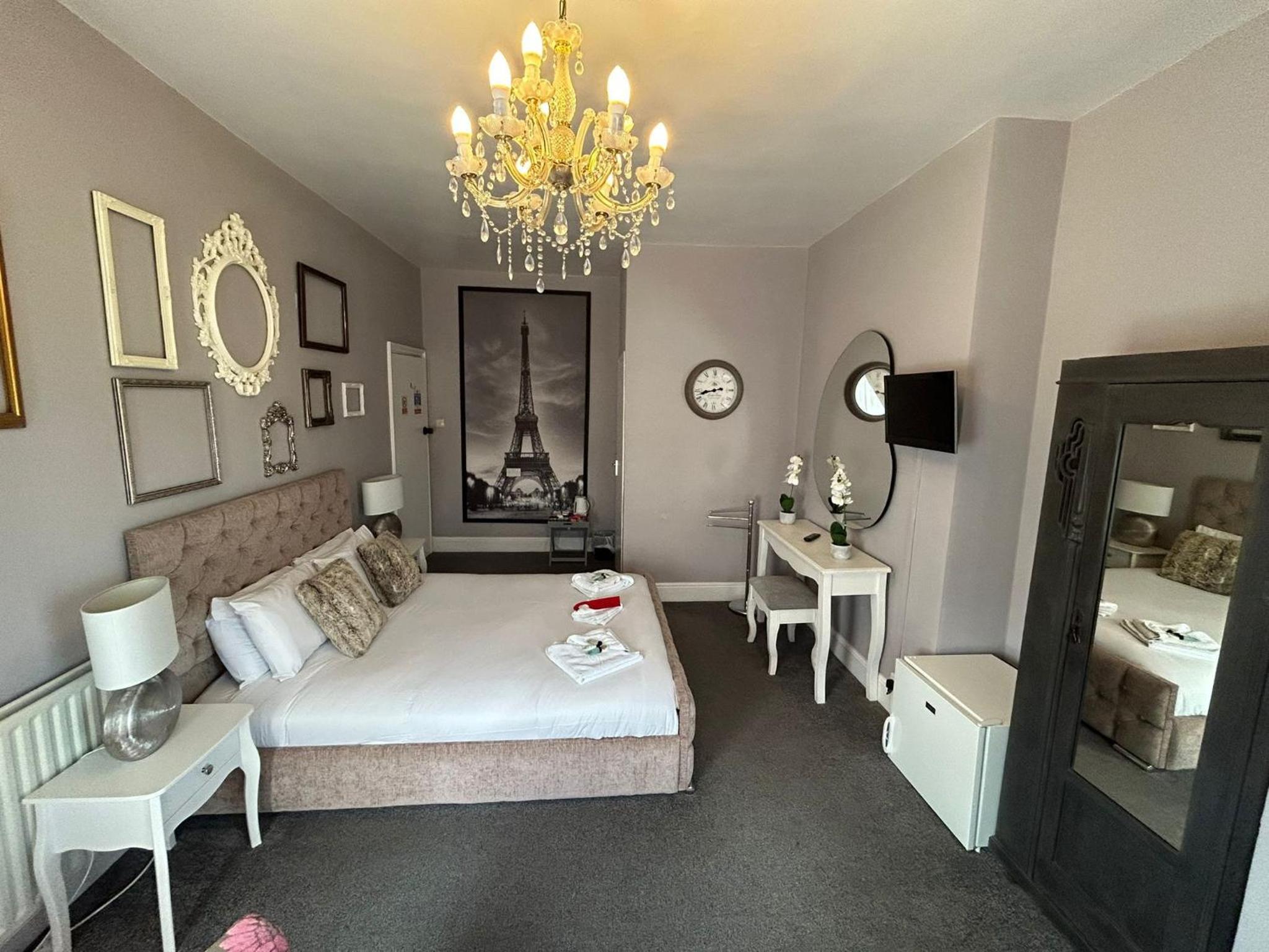 The Lyndhurst Guest house view 4