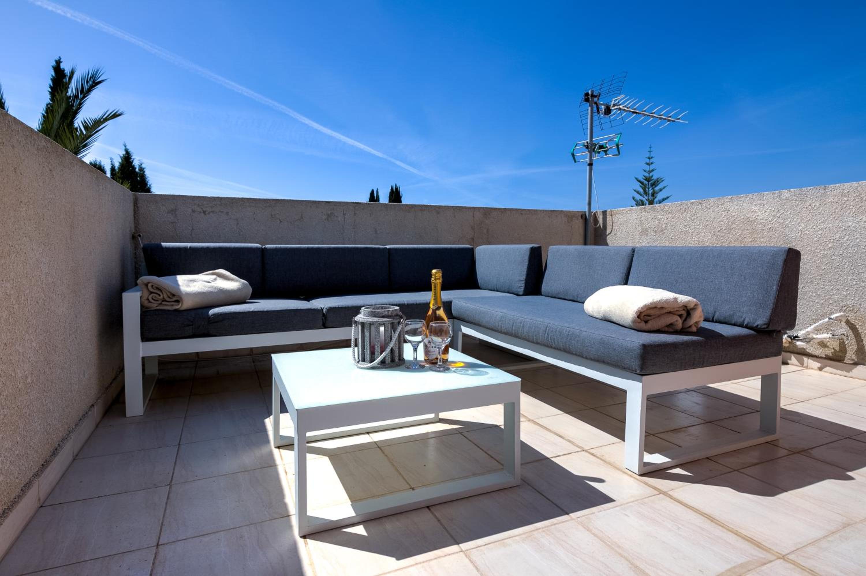 Antonia's Palace Rooftop Jacuzzi Stunning View