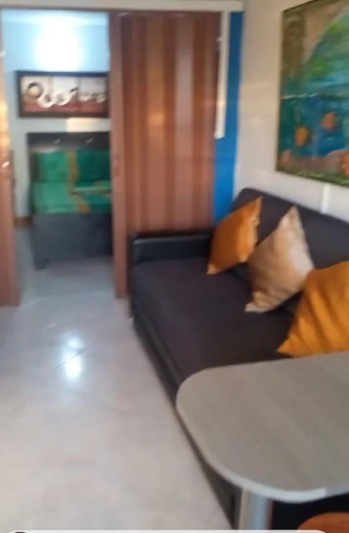 APARTAMENTO PEQUEÑO FRENTE A LA PLAYA PRINCIPAL