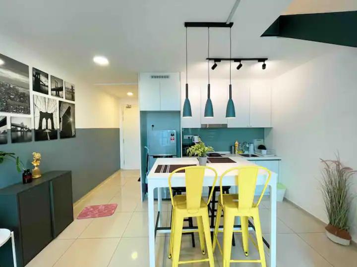 EkoCheras Cozy Suite by GUESTONIC