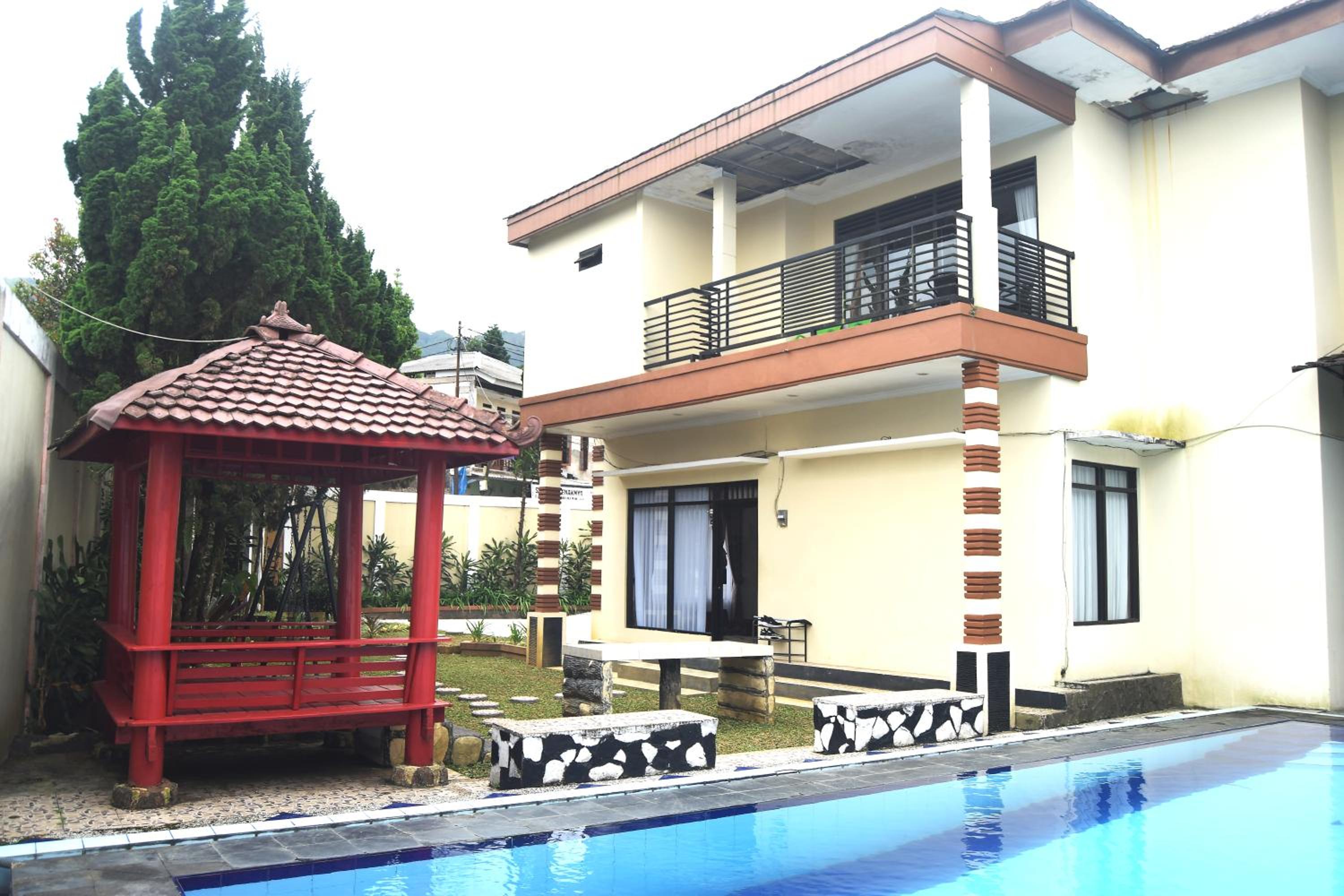 Vila Sultana Cisarua,Puncak 5 Kamar