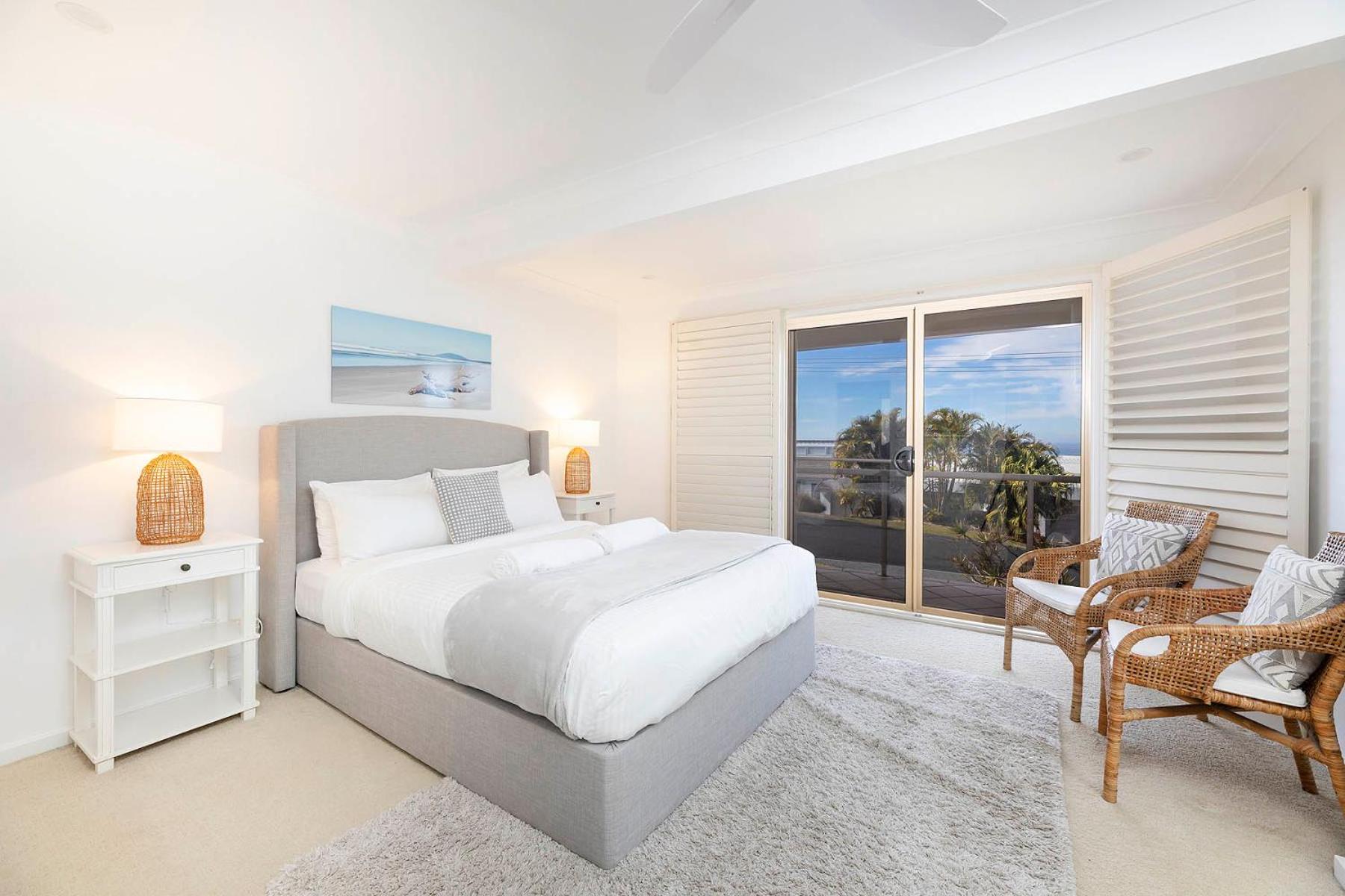11 Lakeview Crescent view 3
