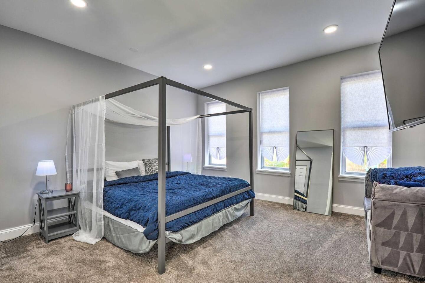 Baltimore Abode, Walk to Cross Street Market! - Property Image 27