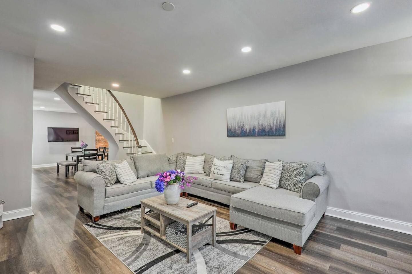Baltimore Abode, Walk to Cross Street Market! - Property Image 19