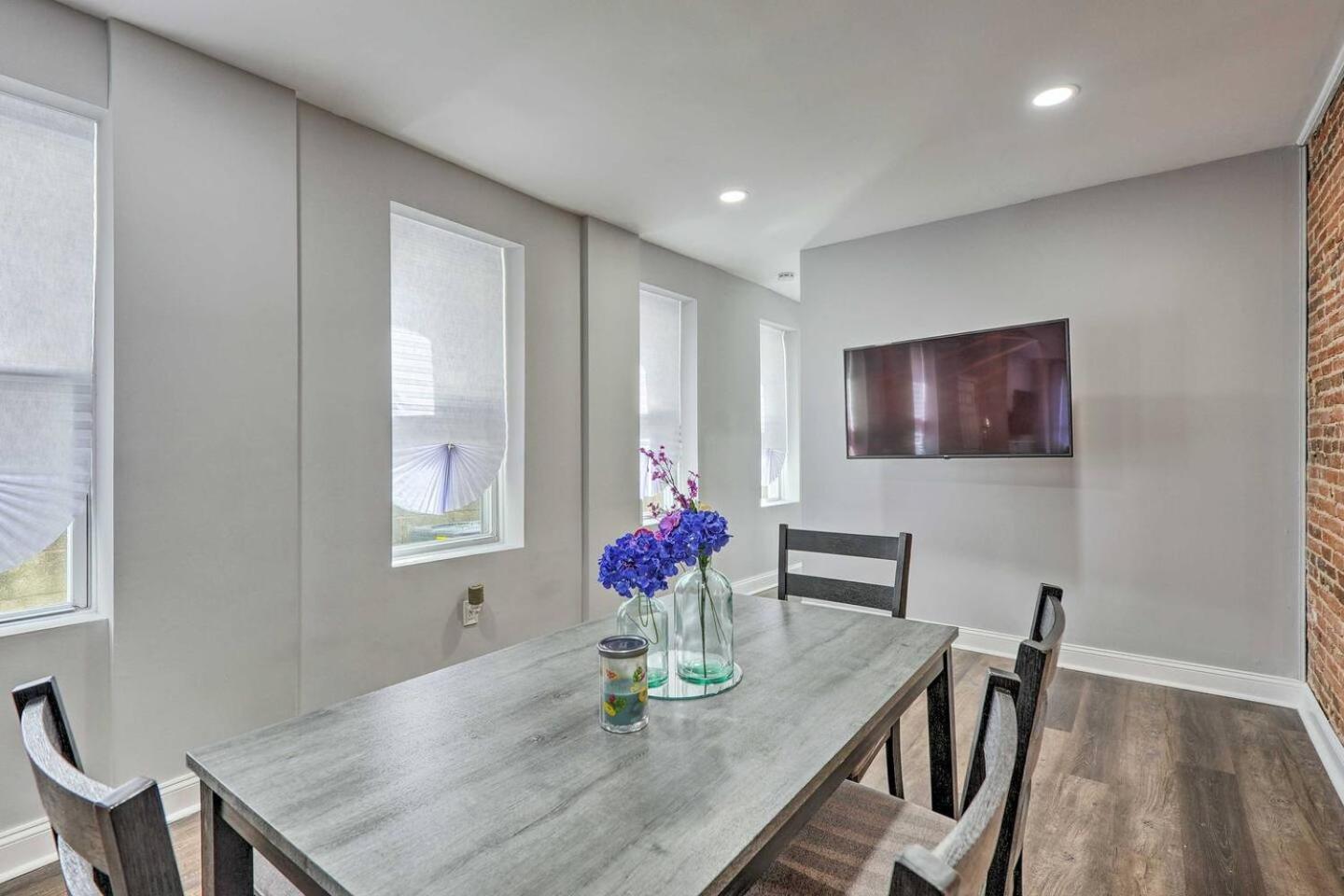 Baltimore Abode, Walk to Cross Street Market! - Property Image 18