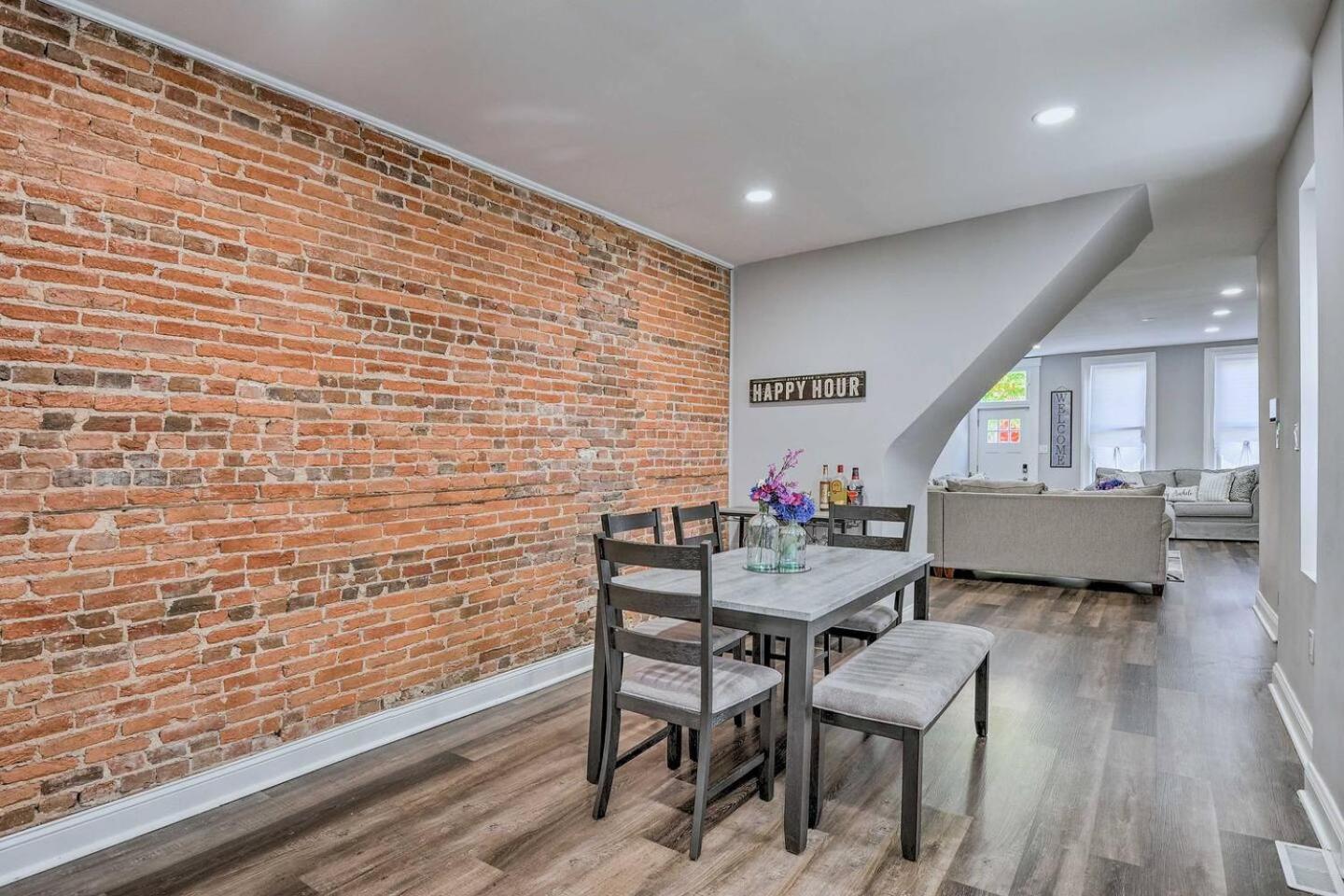 Baltimore Abode, Walk to Cross Street Market! - Property Image 9