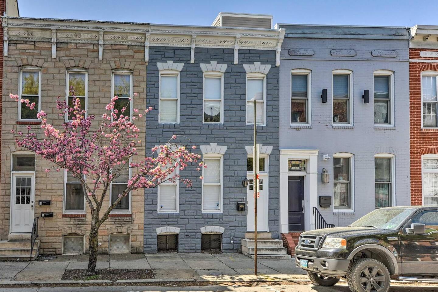 Baltimore Abode, Walk to Cross Street Market! - Property Image 5