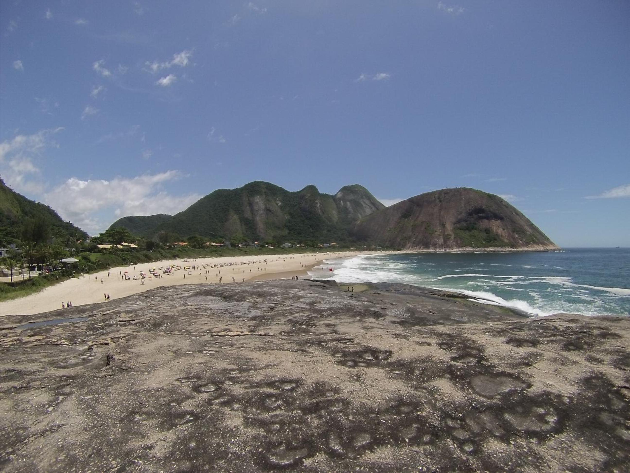Apartamento em Itacoatiara ao lado da praia