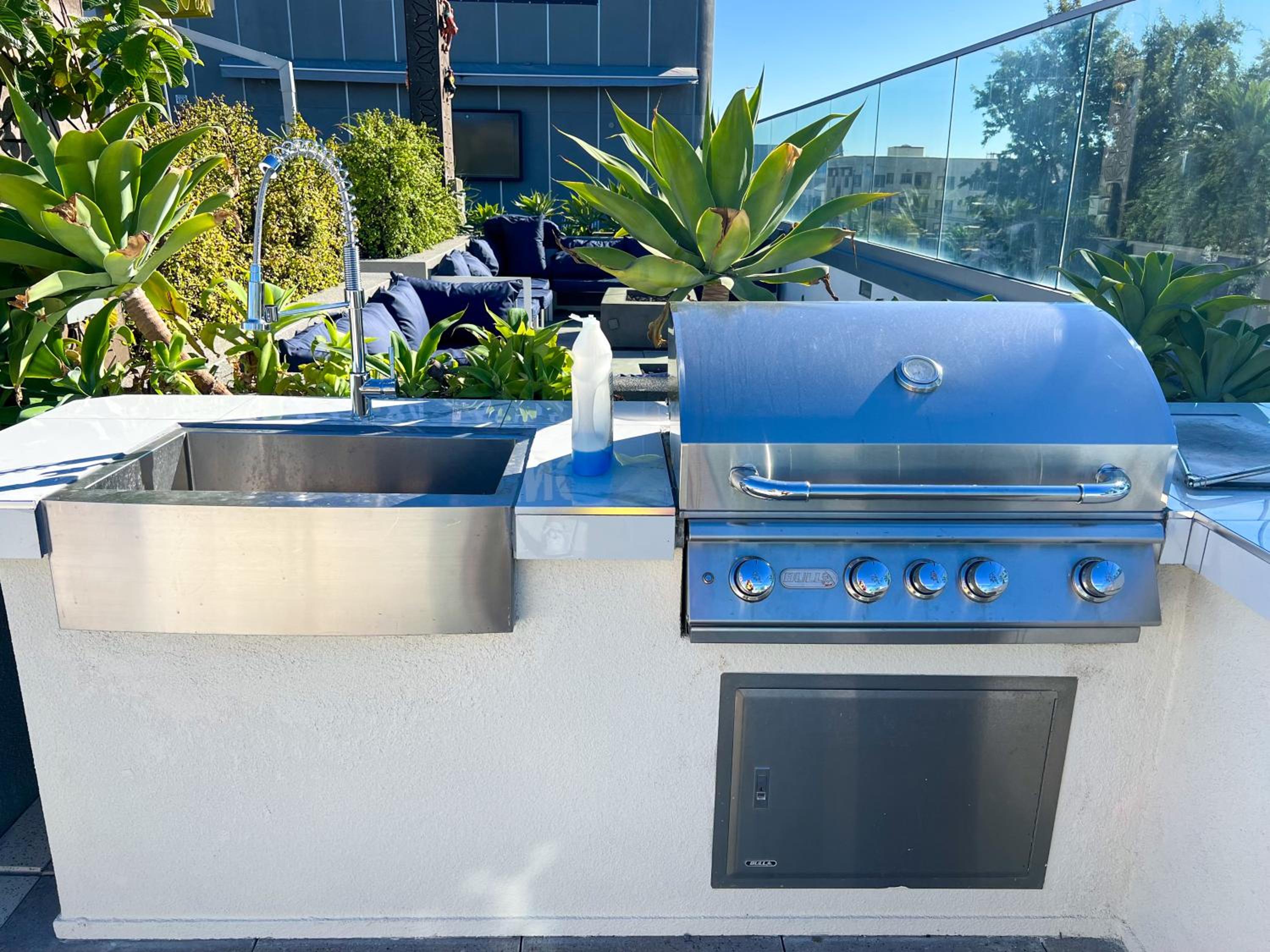 LUXURY LA PENTHOUSE PRIME LOCATION Min from HOLLYWOOD and DOWNTOWN